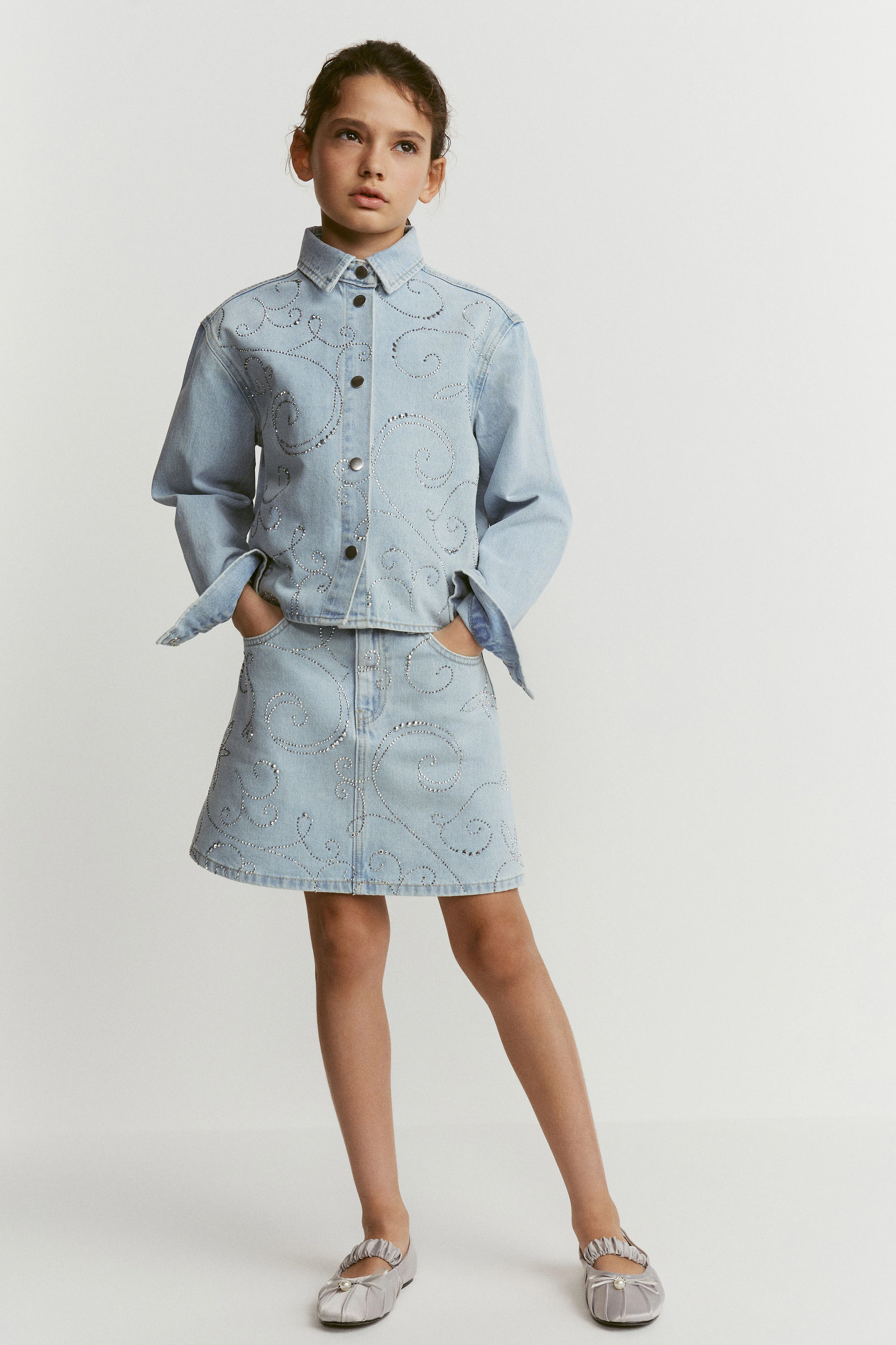 RHINESTONE-EMBELLISHED DENIM SHIRT - Image 4