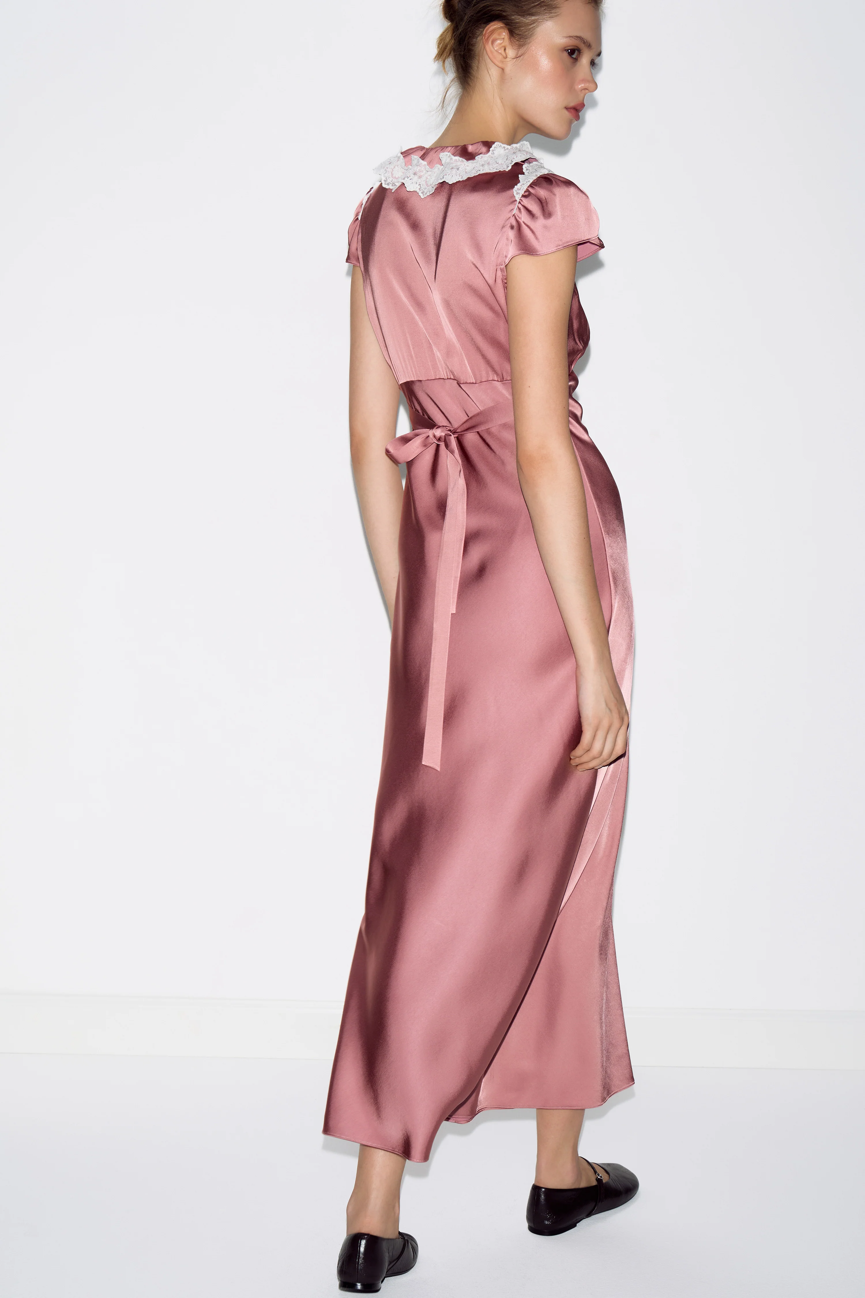 SATIN AND LACE MIDI DRESS - Image 4