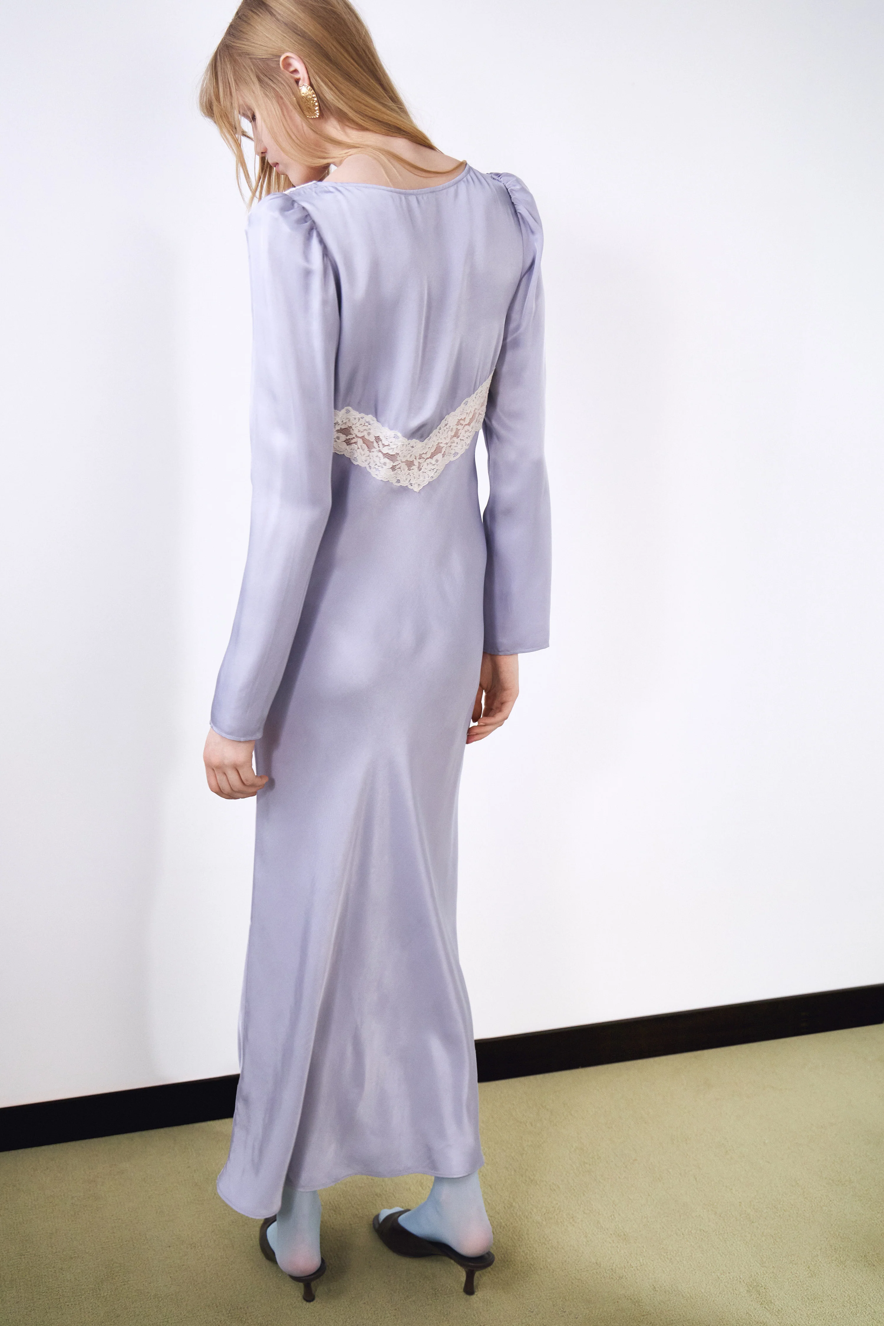 SATIN AND LACE MIDI DRESS - Image 4