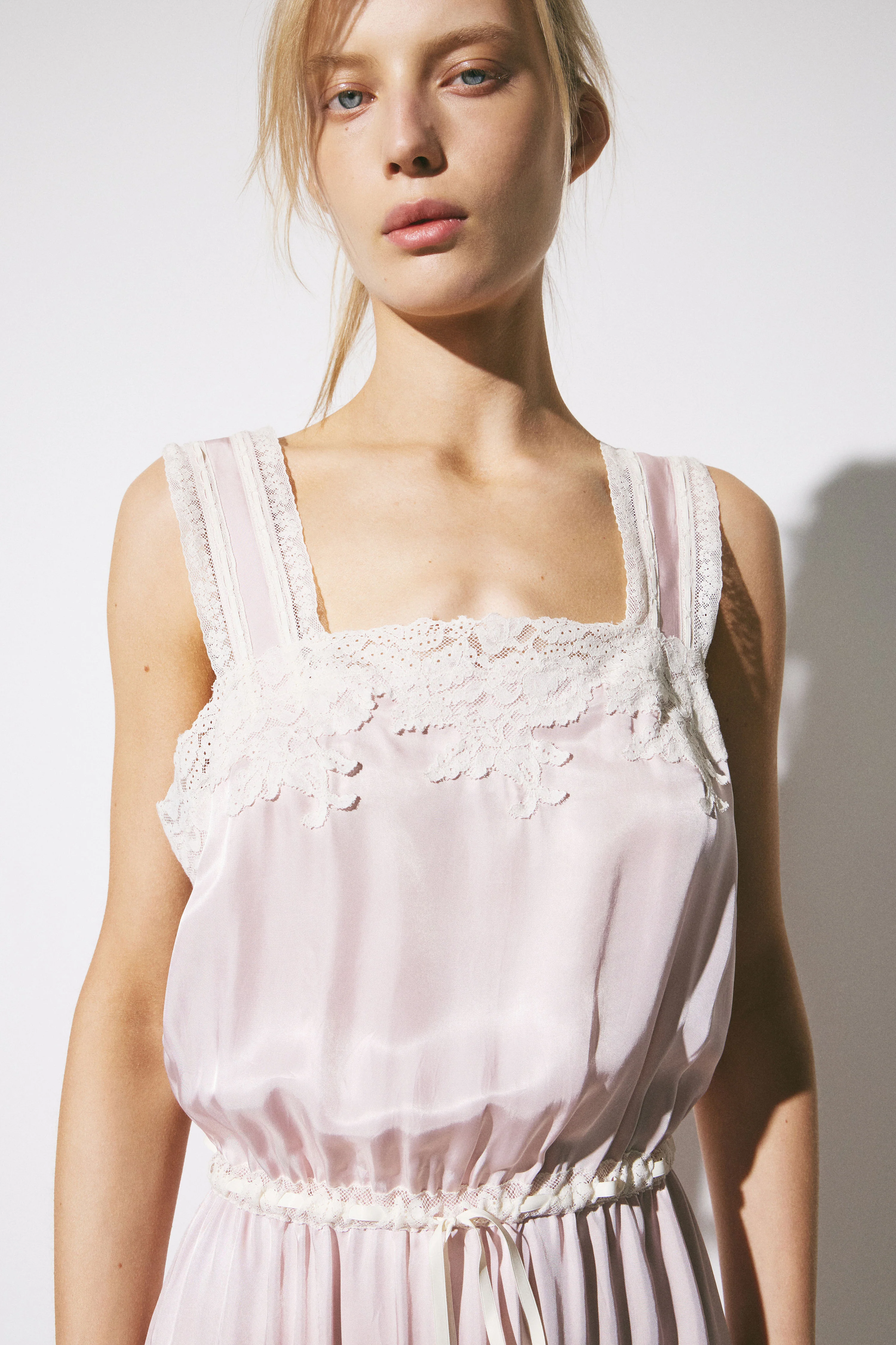 SATIN AND LACE WIDE DRESS - Image 2