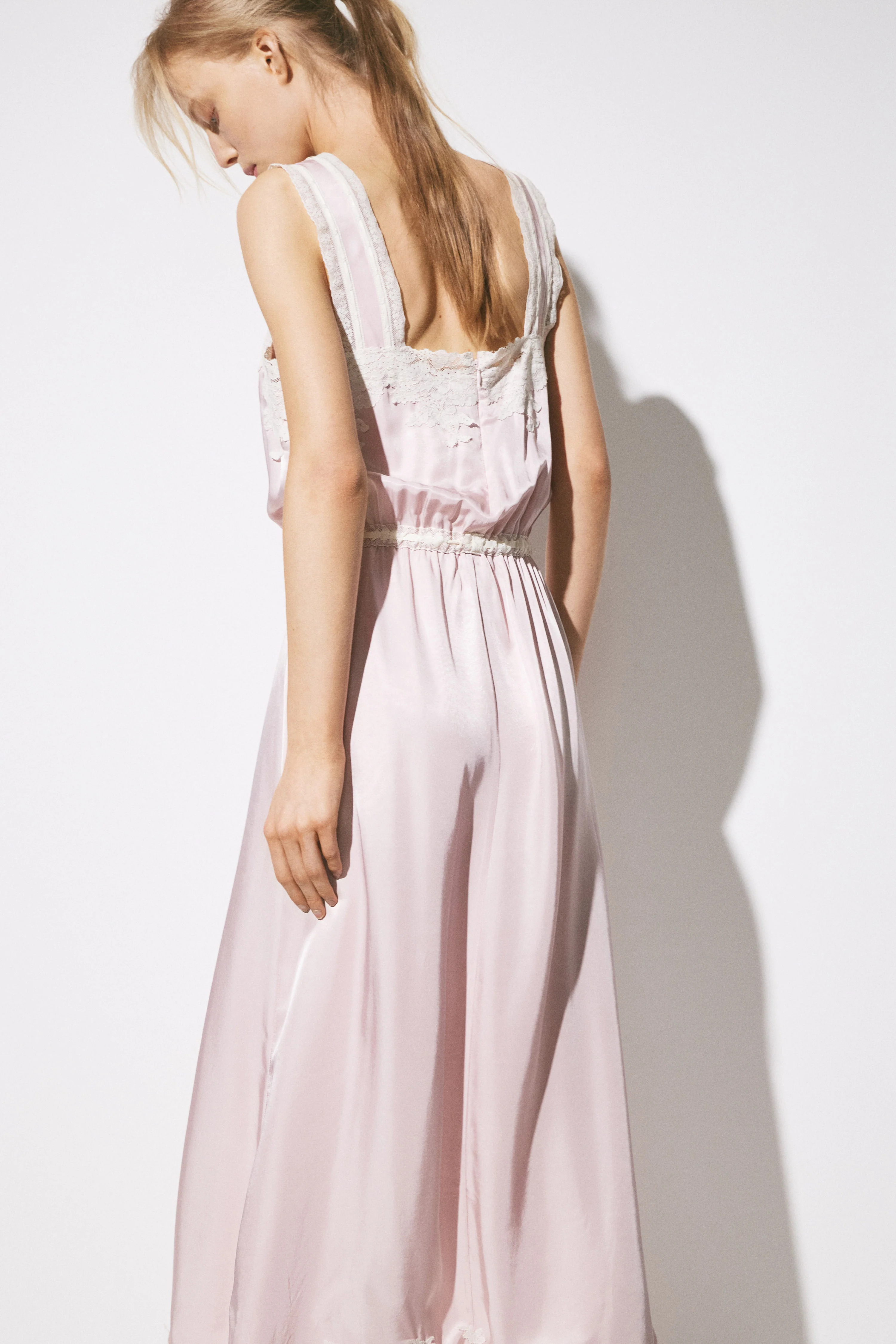 SATIN AND LACE WIDE DRESS - Image 4