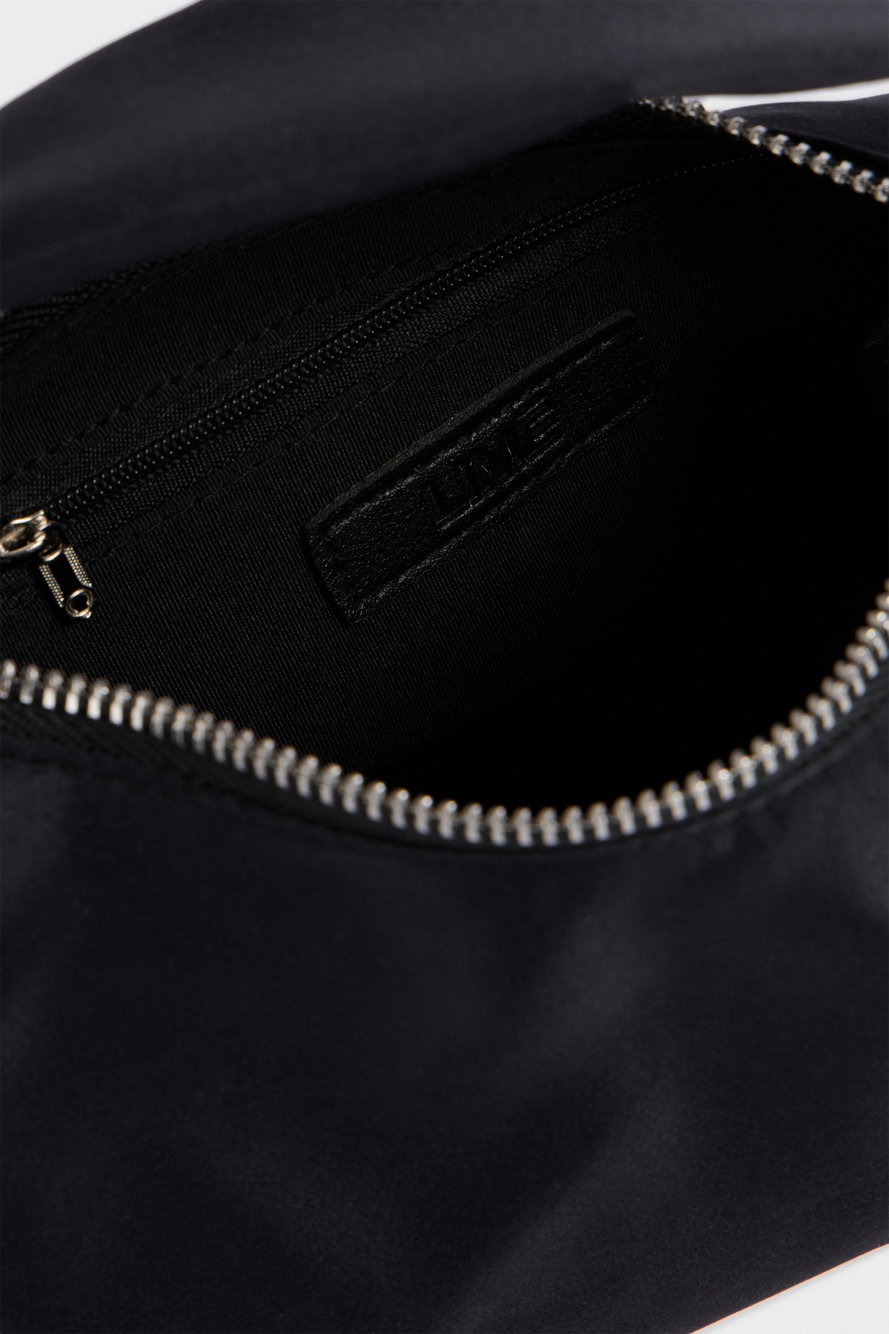 SATIN SHOULDER BAG - Image 6