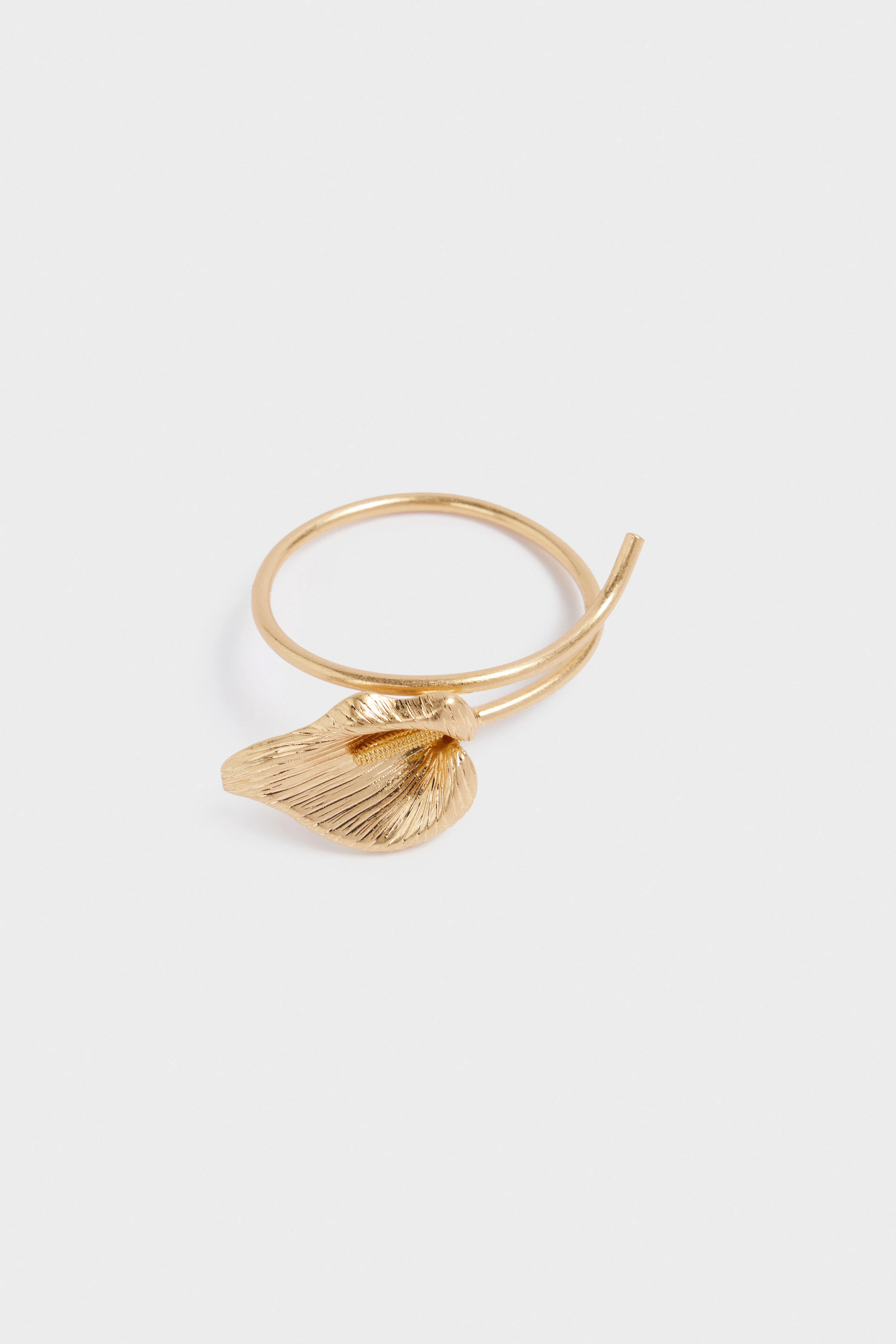 SHINY METAL BANGLE - Image 4