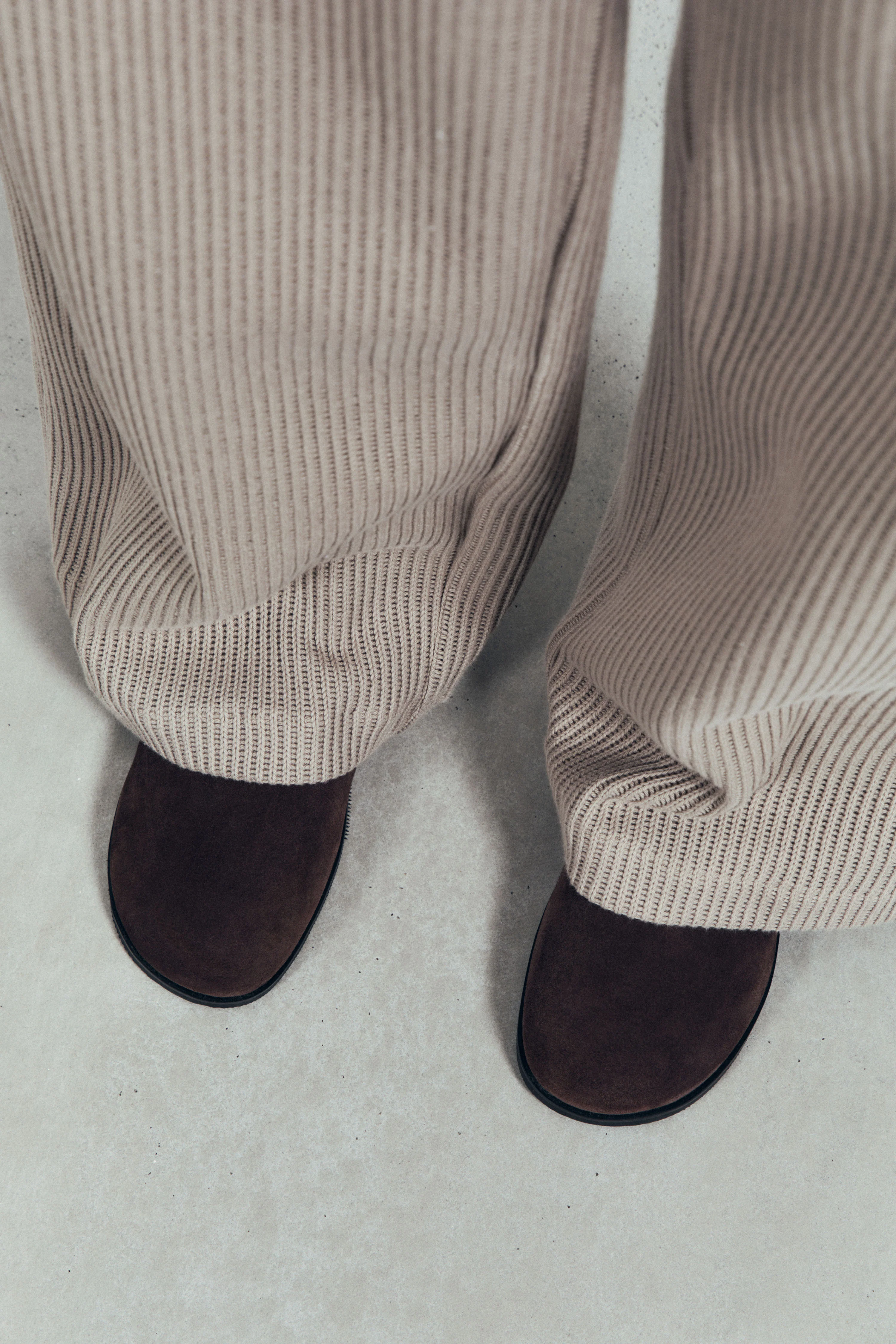 SUEDE CLOGS - Image 7