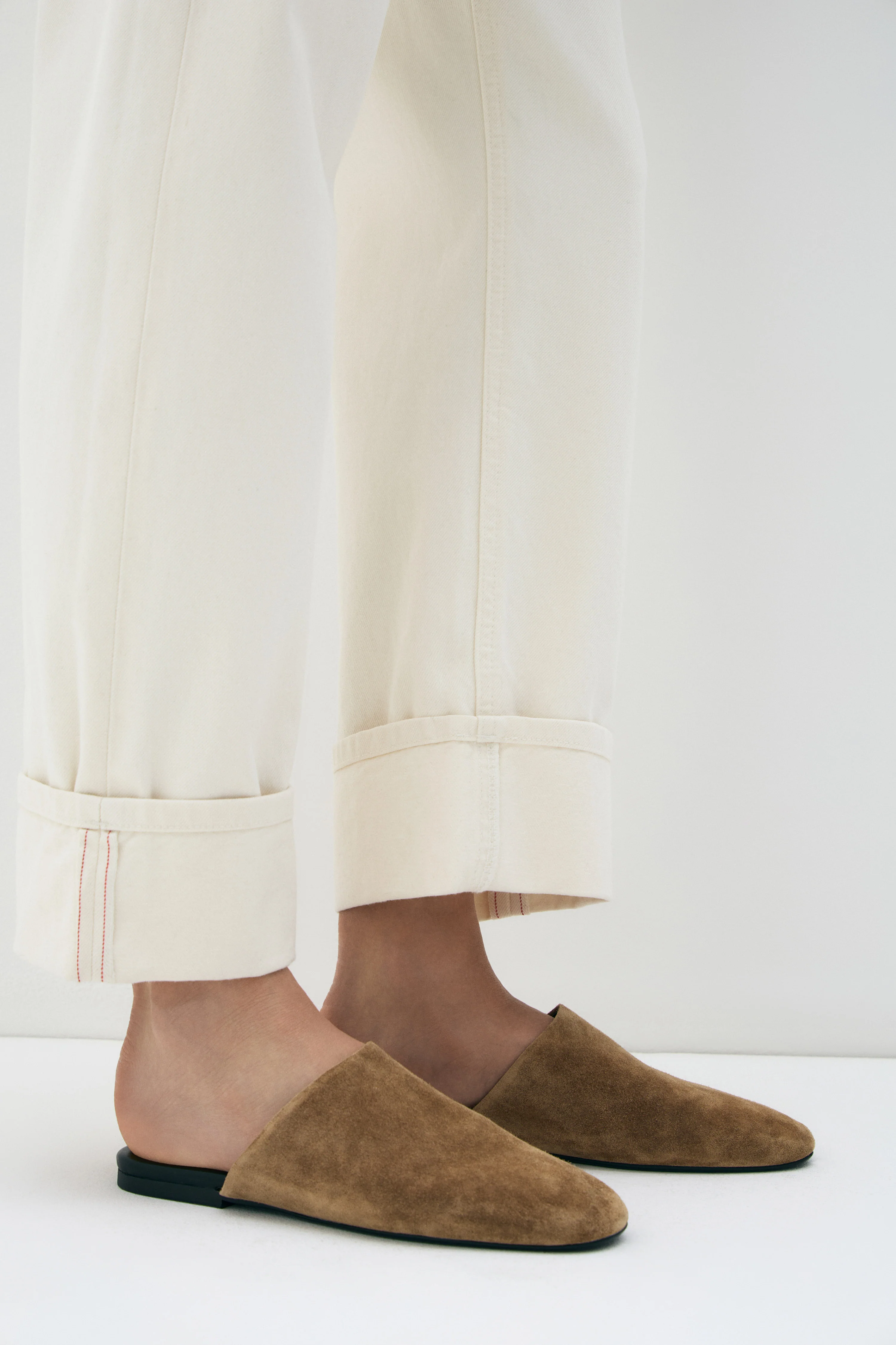 SUEDE CLOGS - Image 8