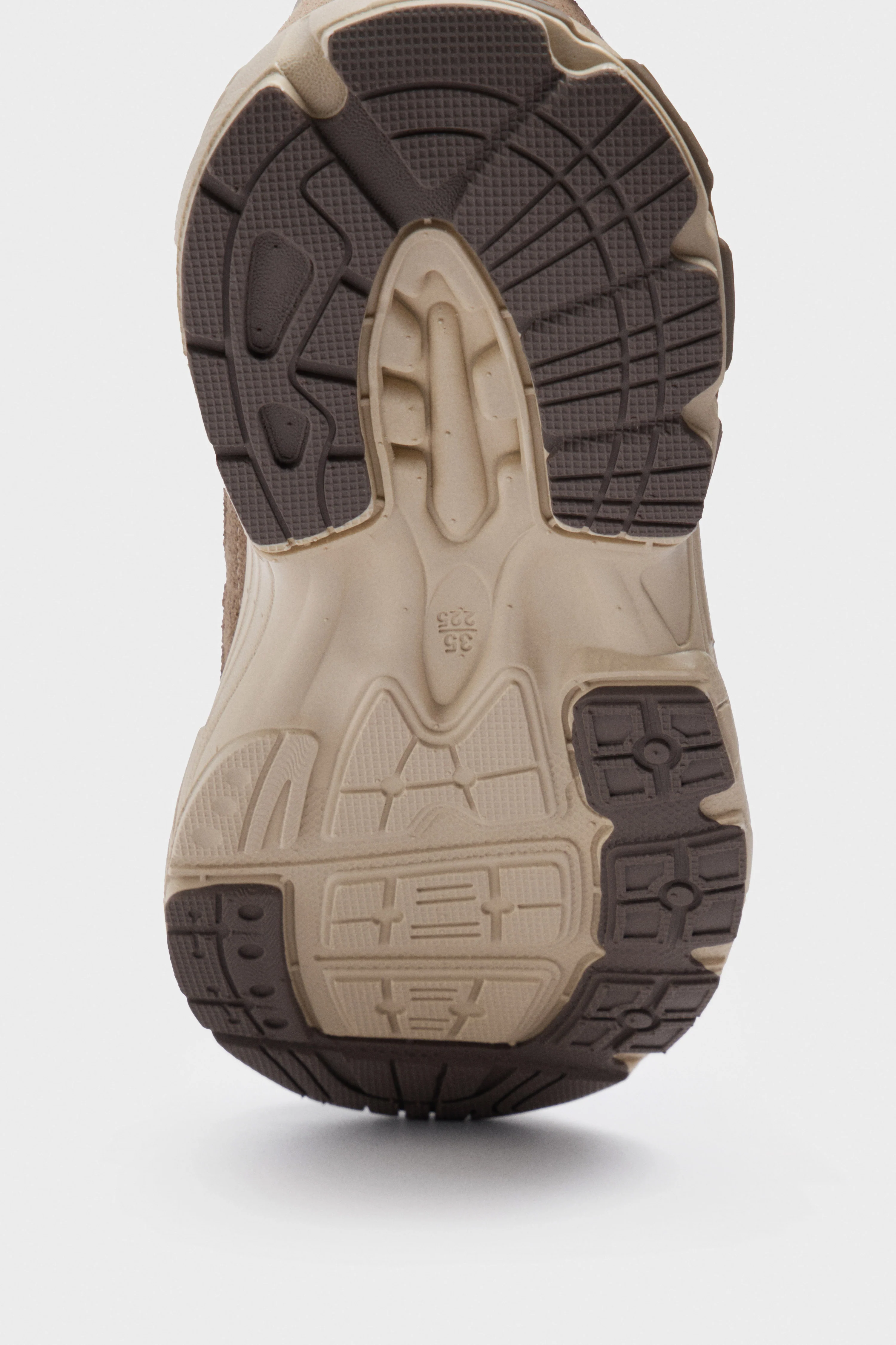 SUEDE HYBRID TRAINERS - Image 6