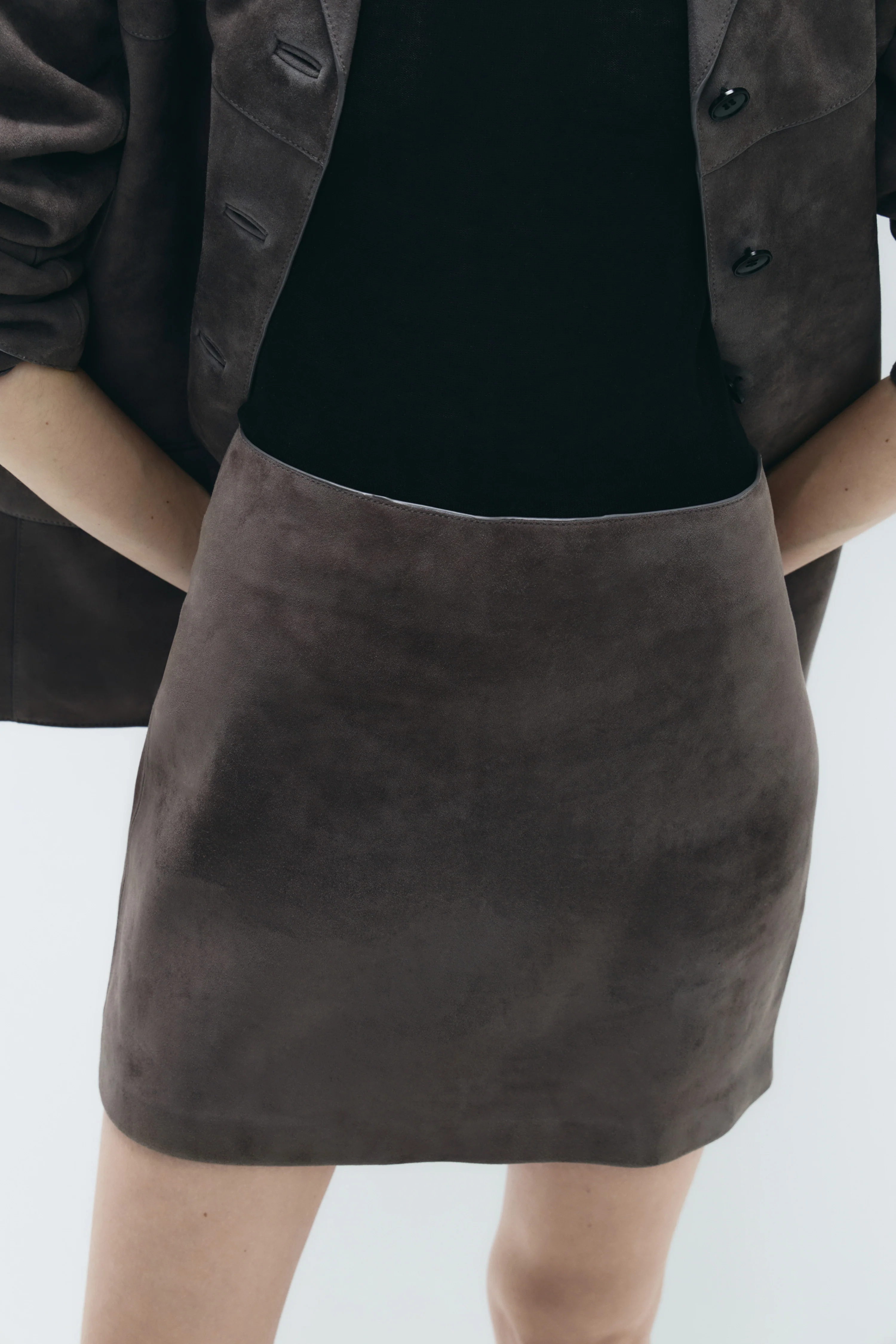 SUEDE MINI SKIRT - Image 3
