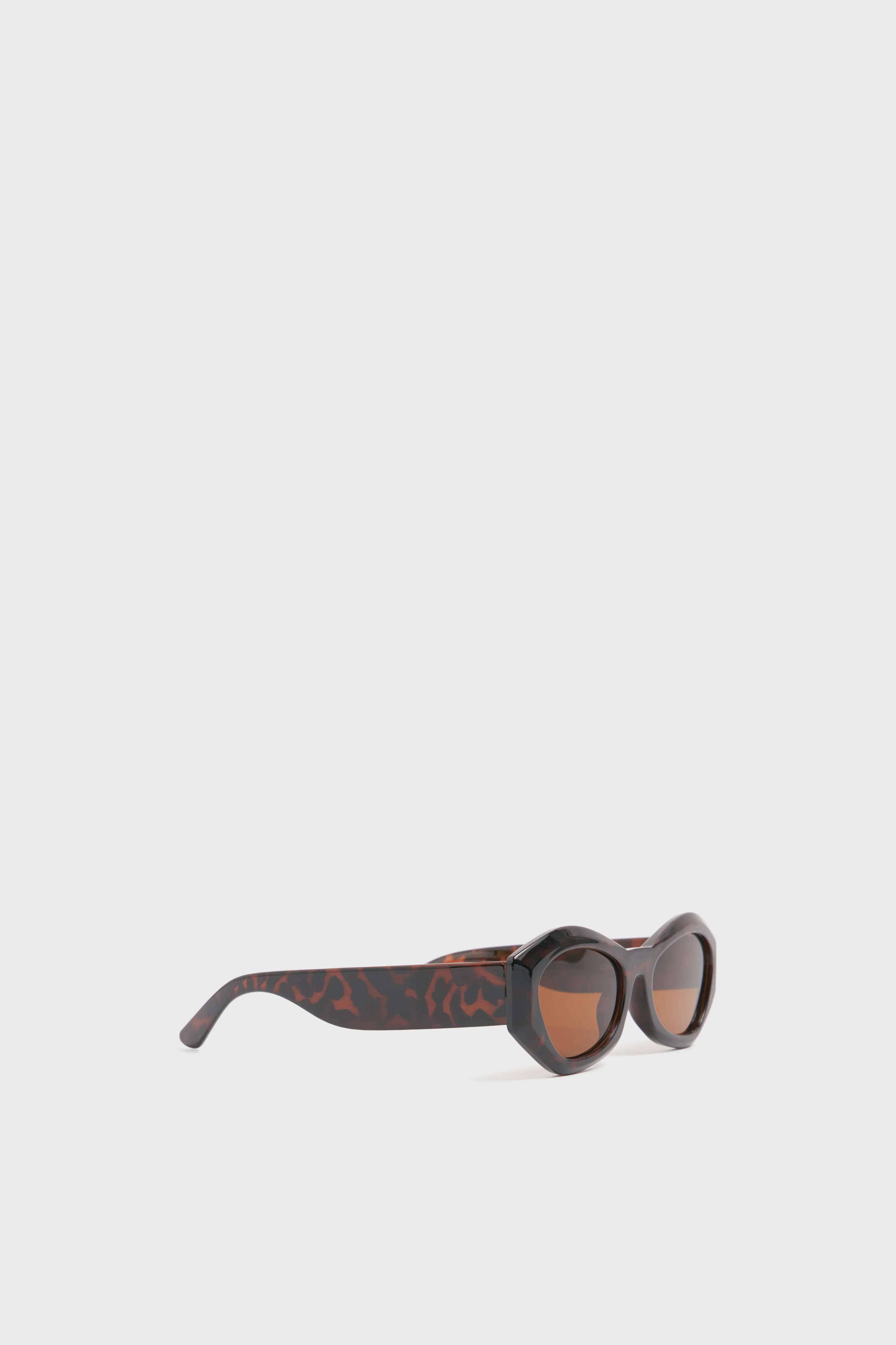 PRINTED FRAME SUNGLASSES - Image 4