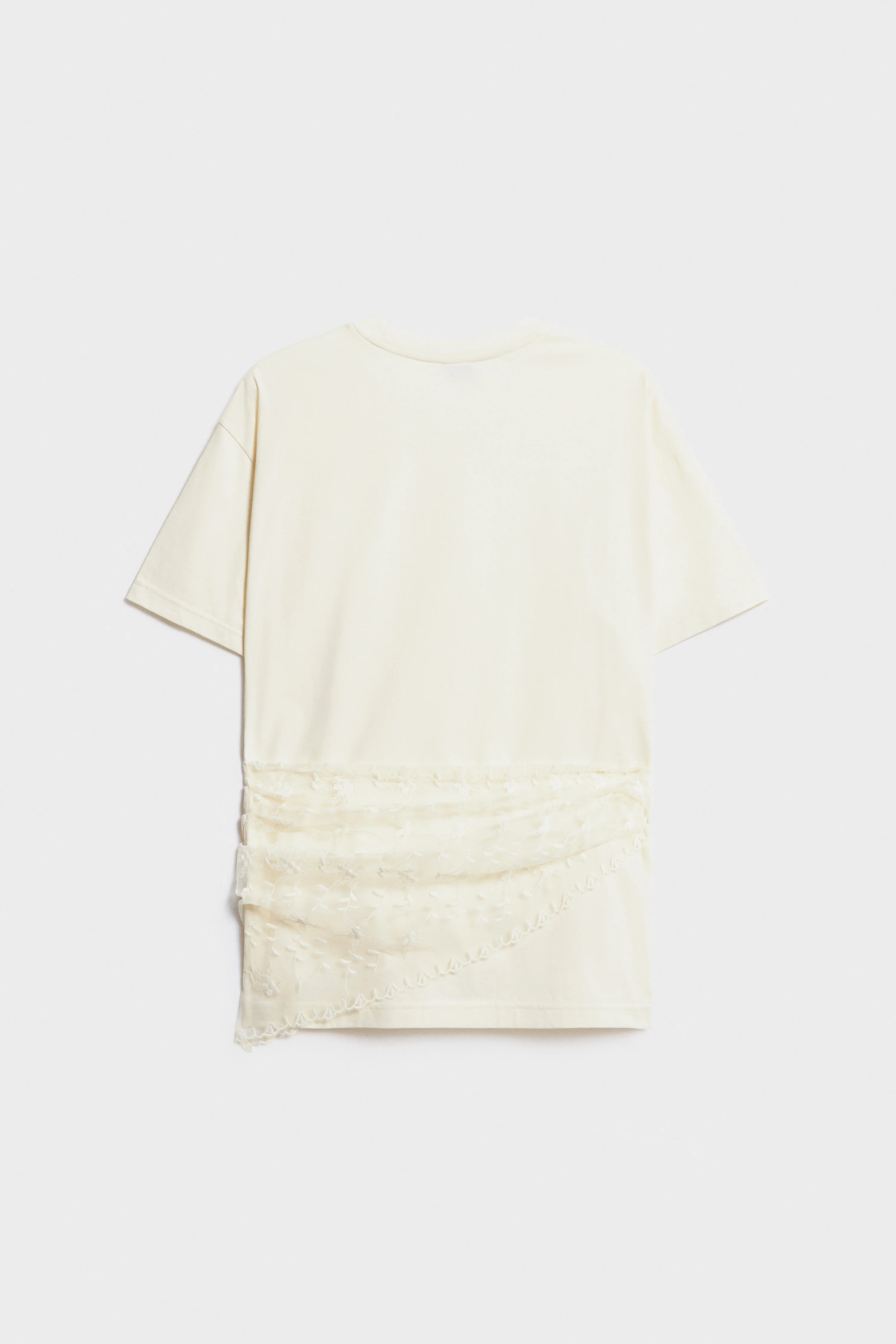T-SHIRT AND LACE SCARVES - Image 6