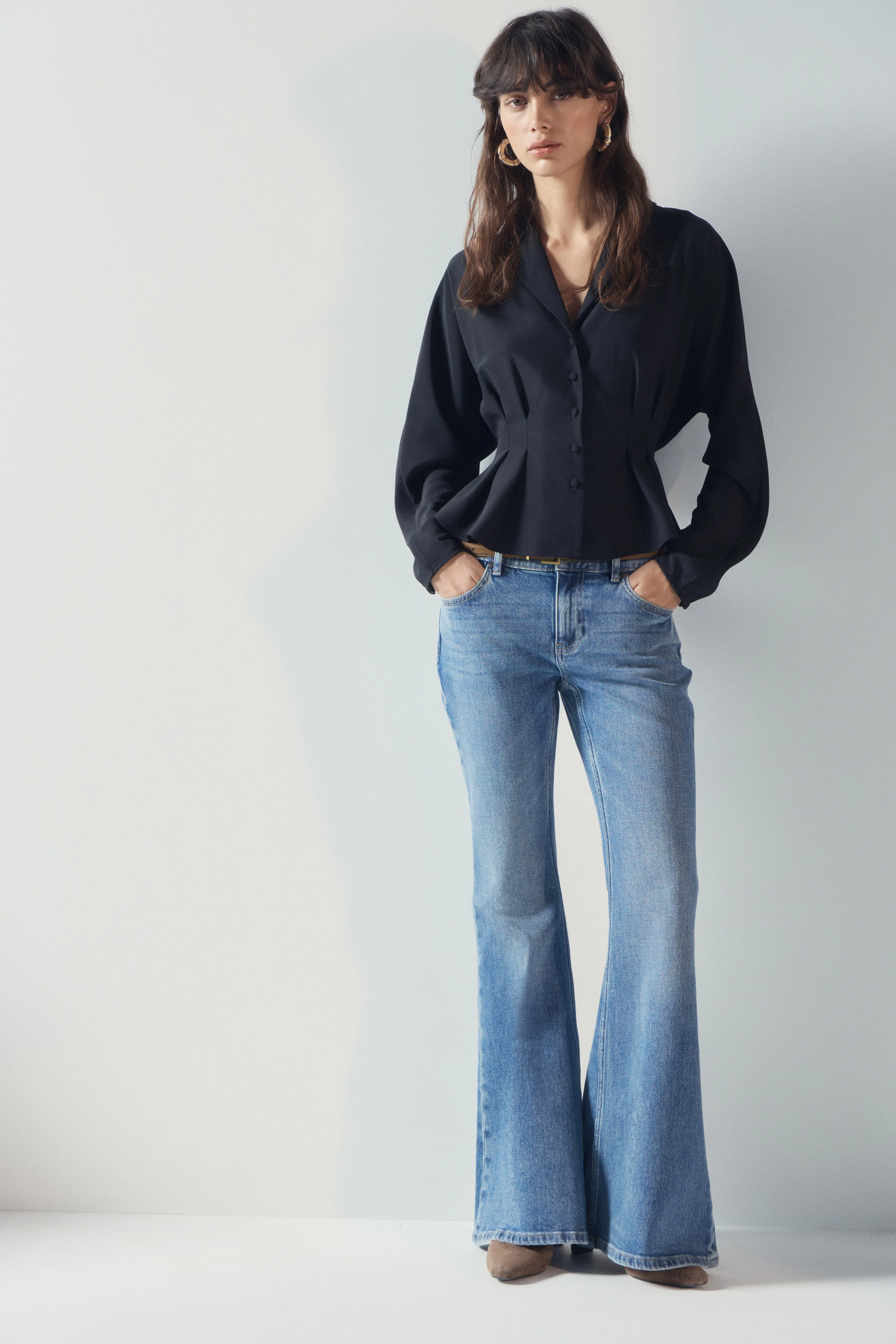 TIE-BELT SLIM BLOUSE - Image 2