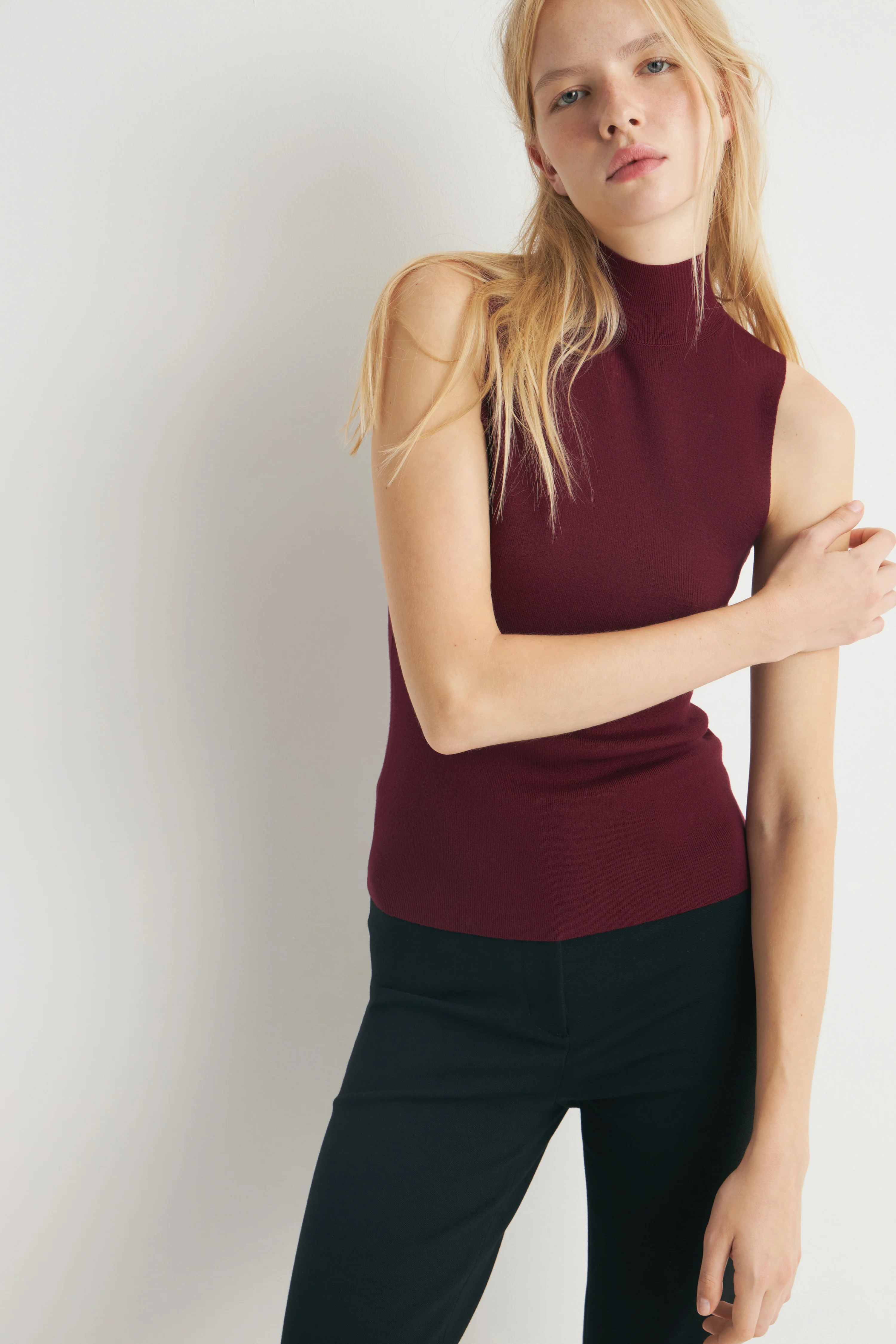 TURTLENECK KNIT TOP - Image 3