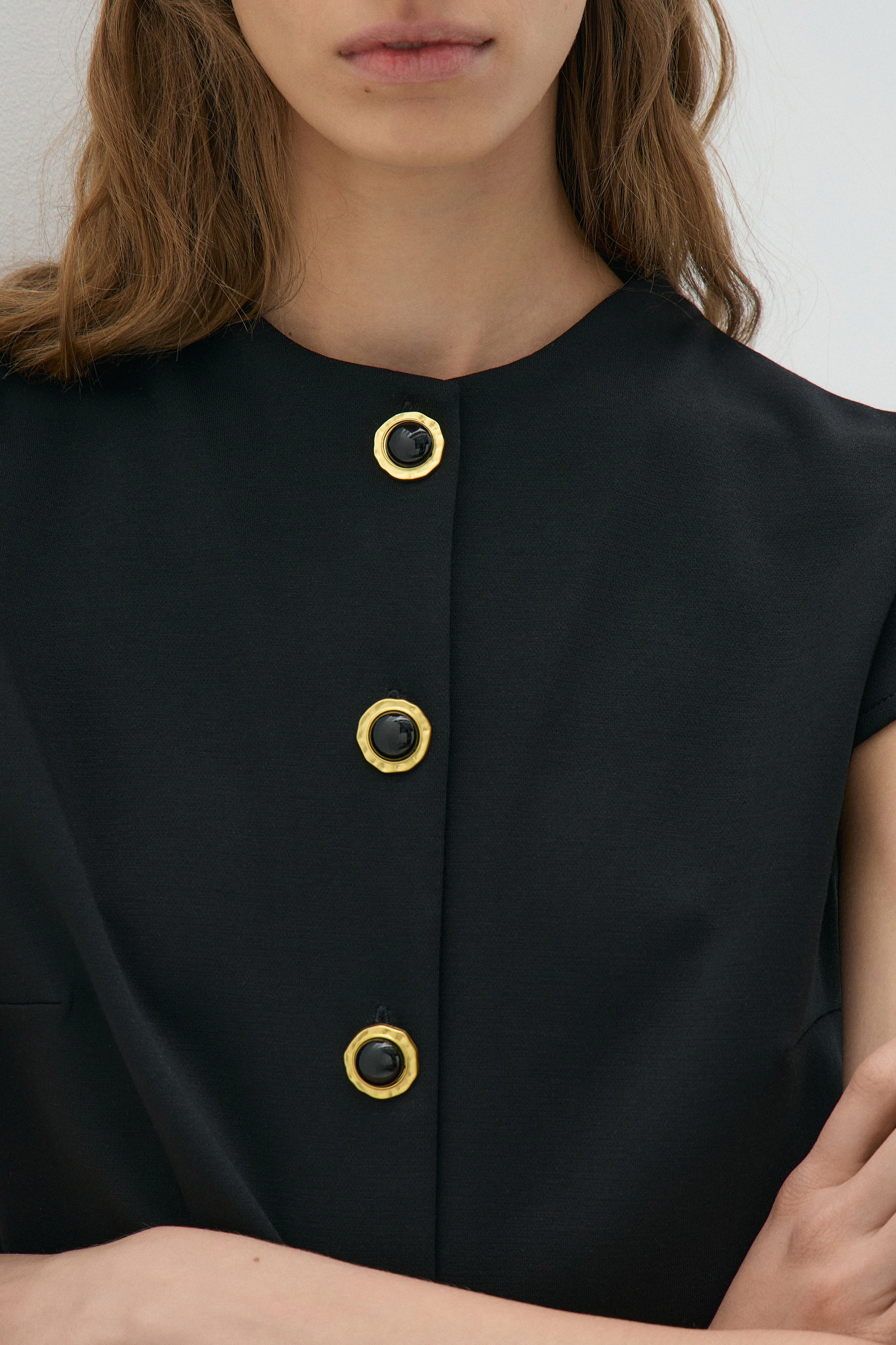 FITTED INTERLOCK T-SHIRT - Image 3
