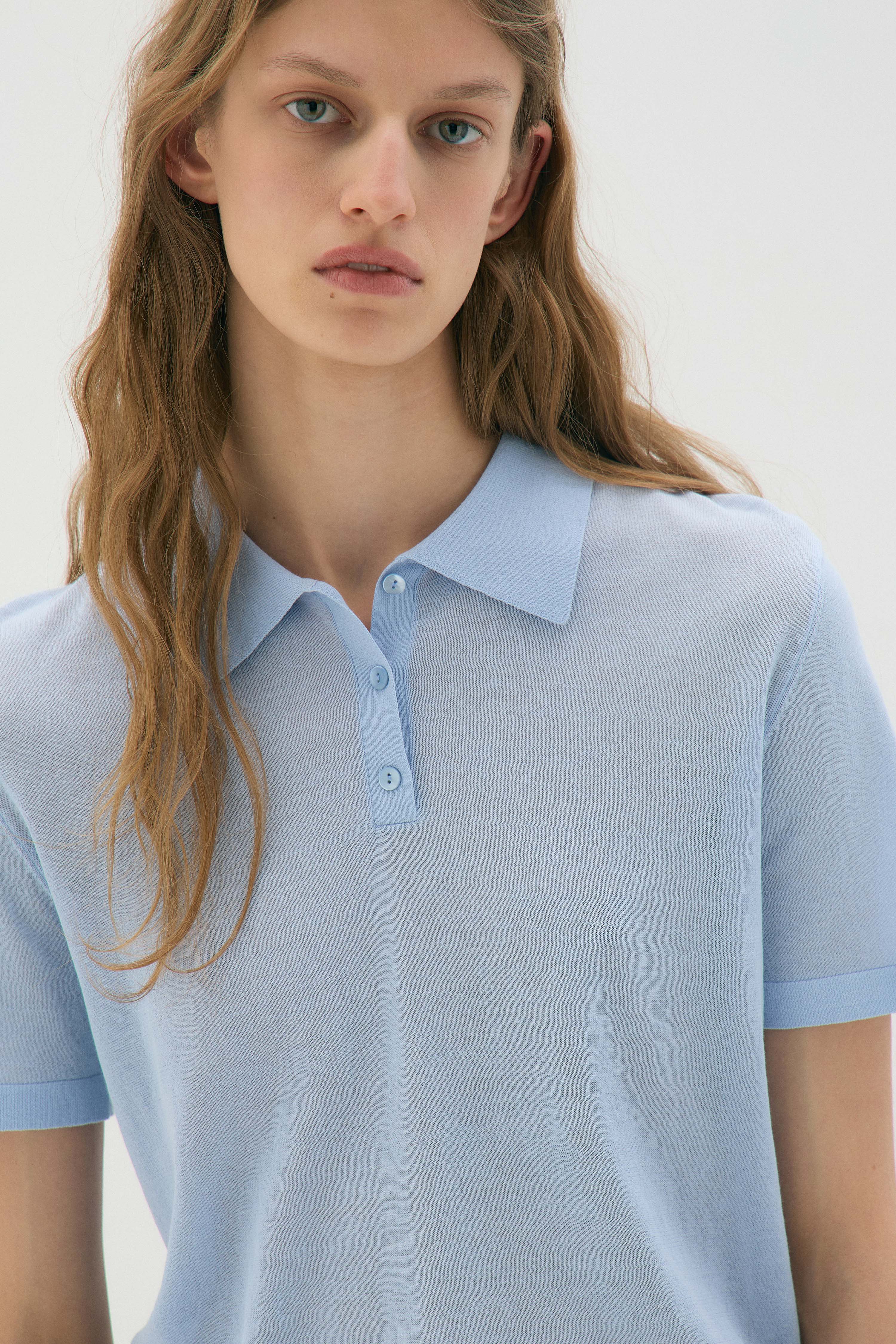 FINE-KNIT POLO SWEATER