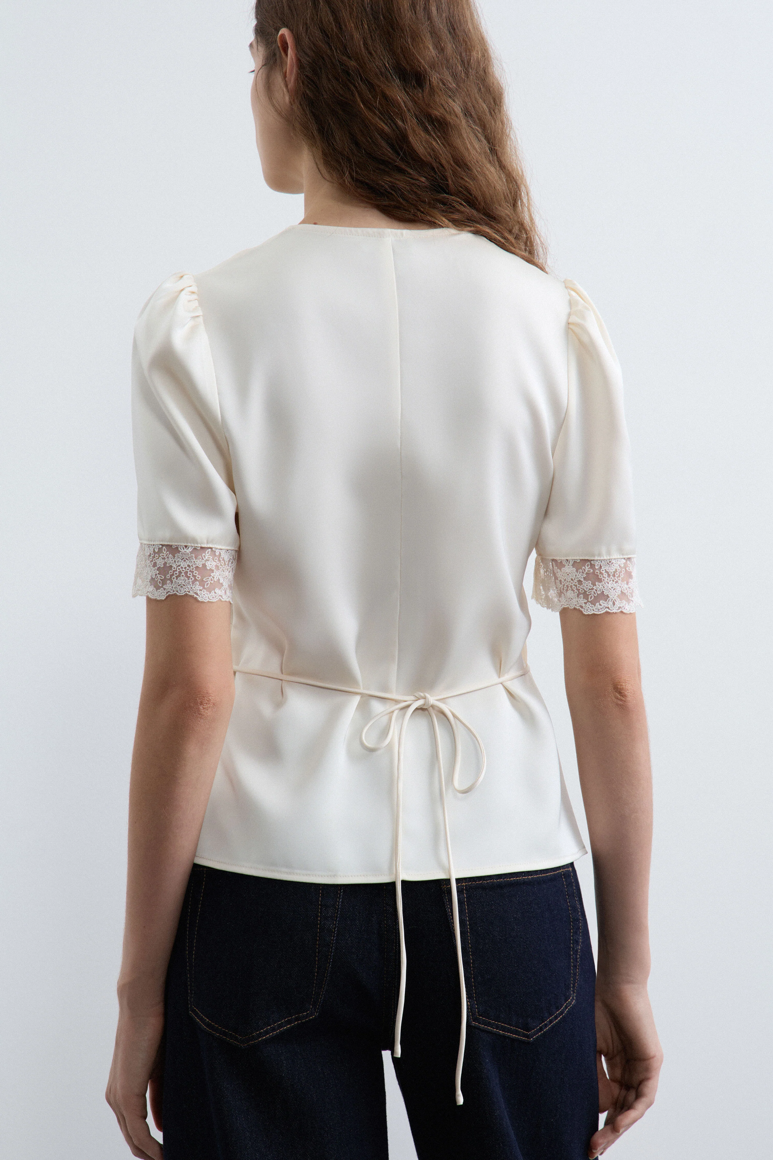 SATIN AND LACE BLOUSE - Image 3