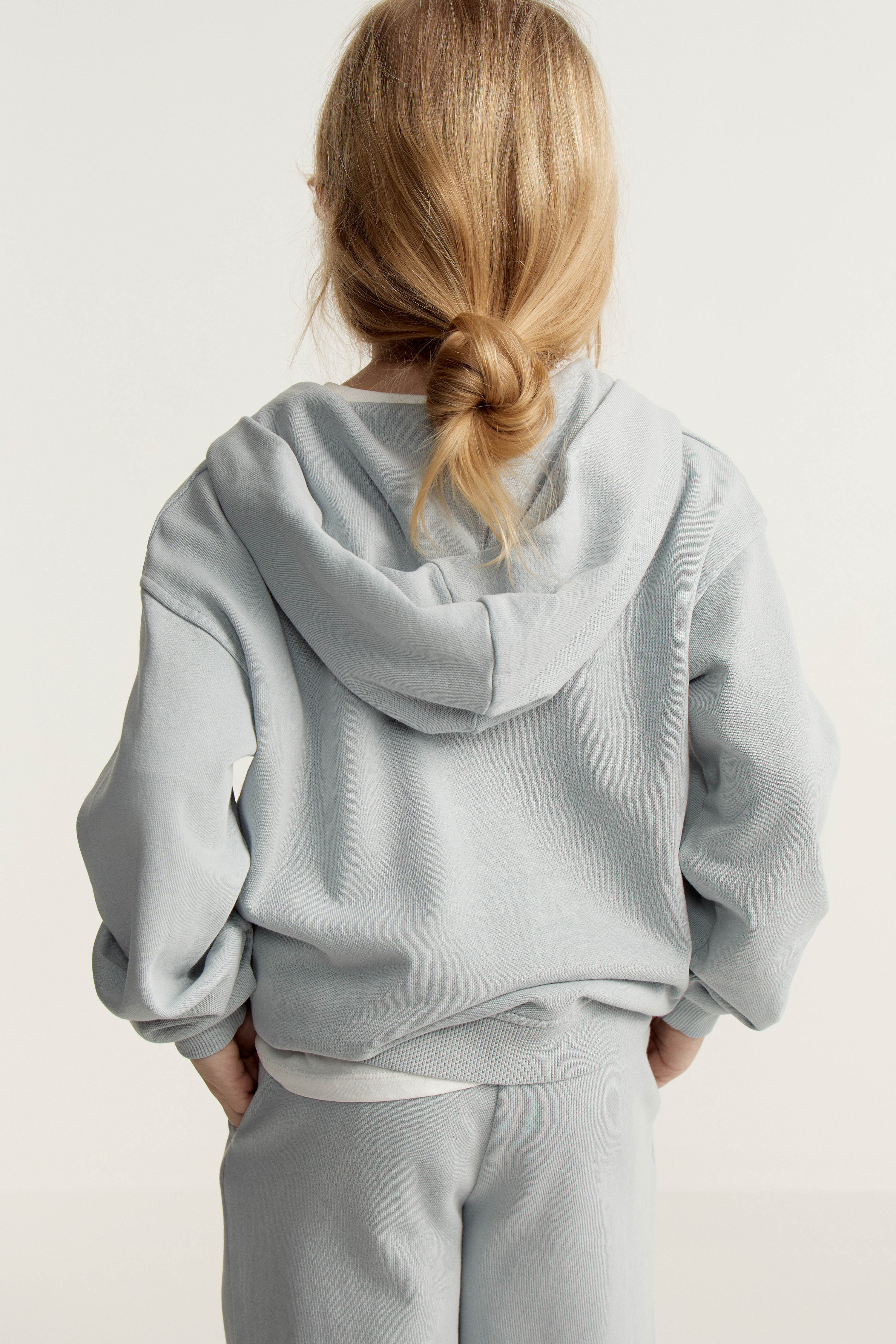 OVERSIZED ZIP-THROUGH HOODIE - Image 4