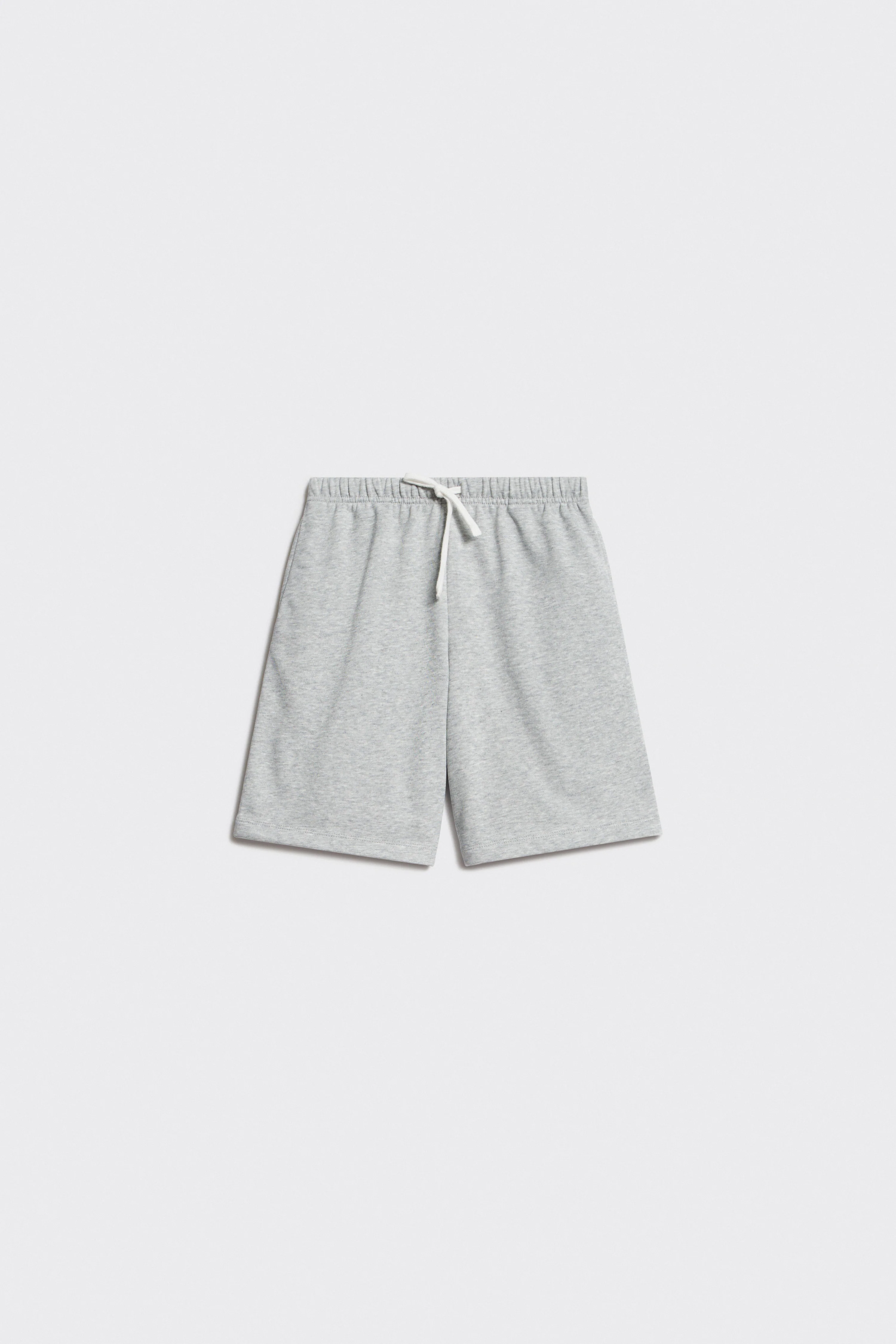 STRAIGHT SWEATSHORTS