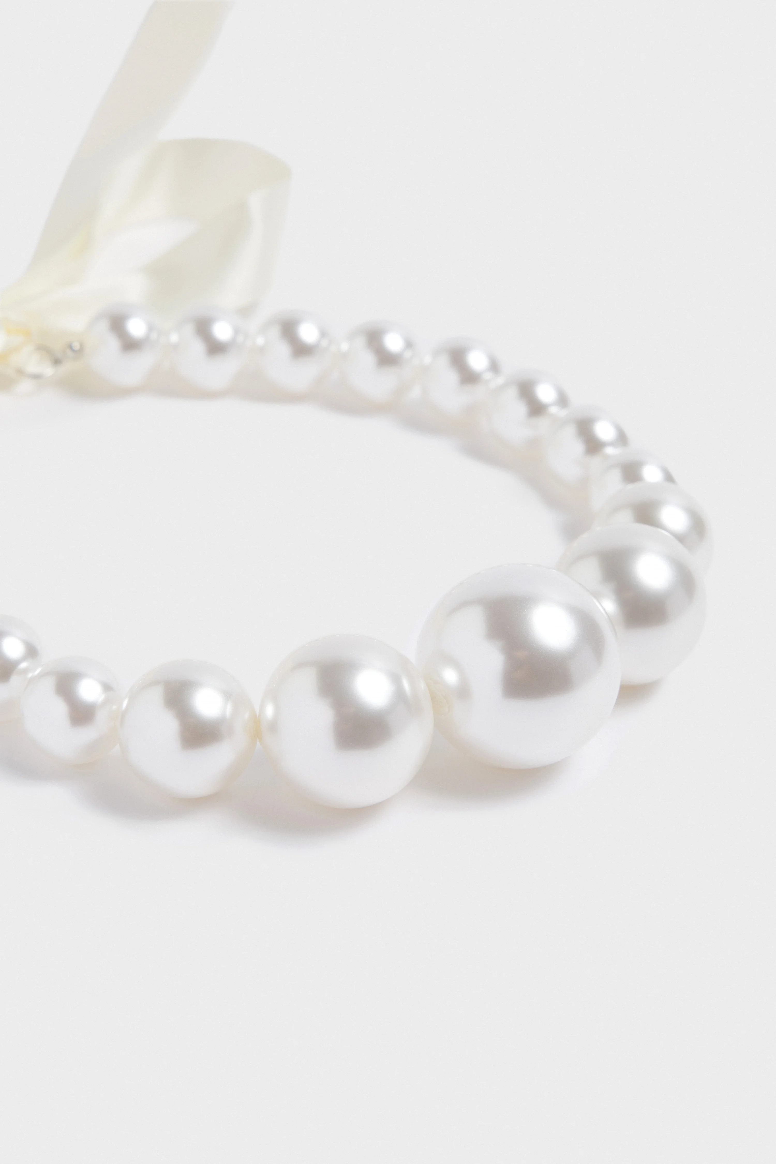 PEARLY BEADS NECKLACE - Image 4