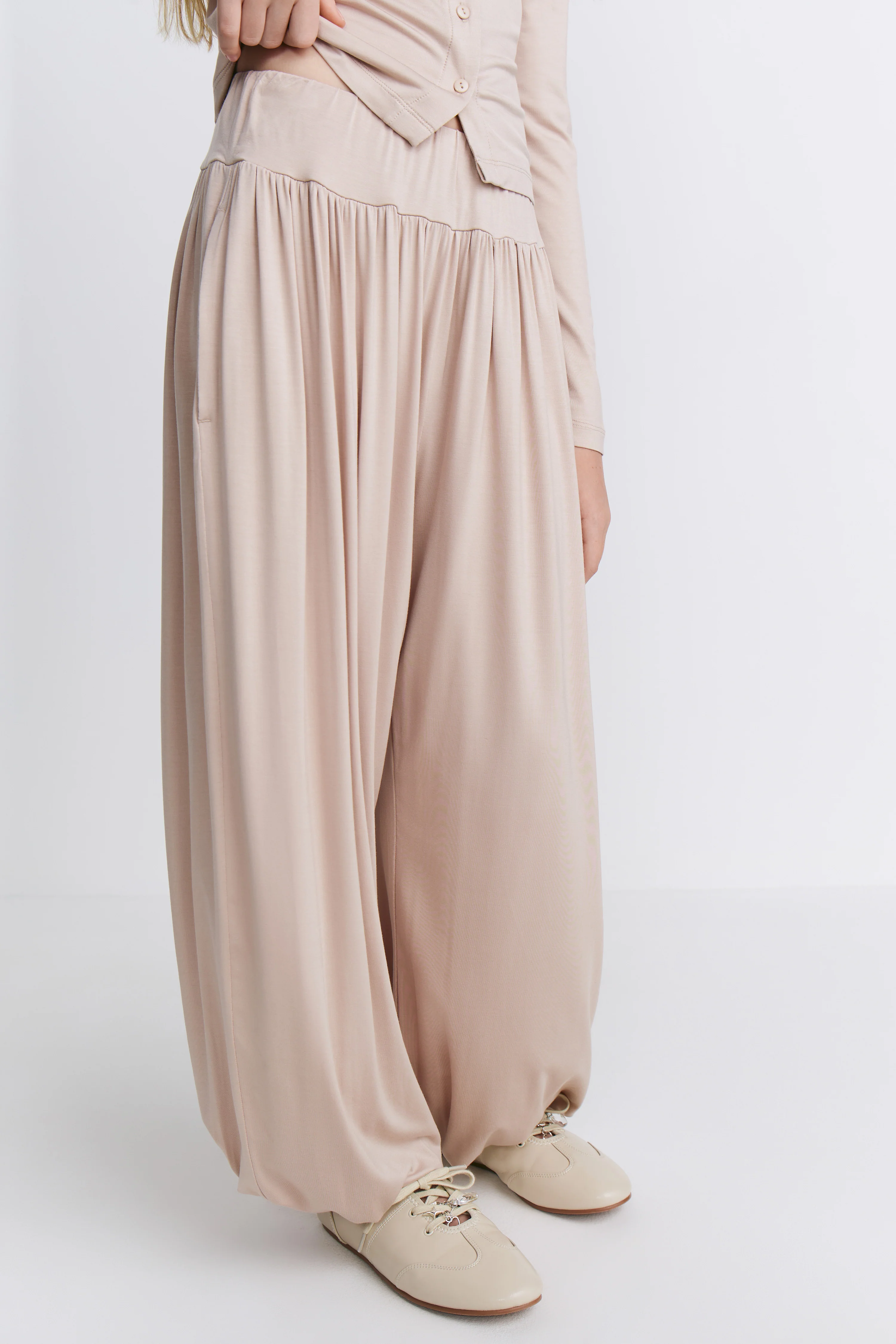VISCOSE-BLEND JERSEY PANTS - Image 2
