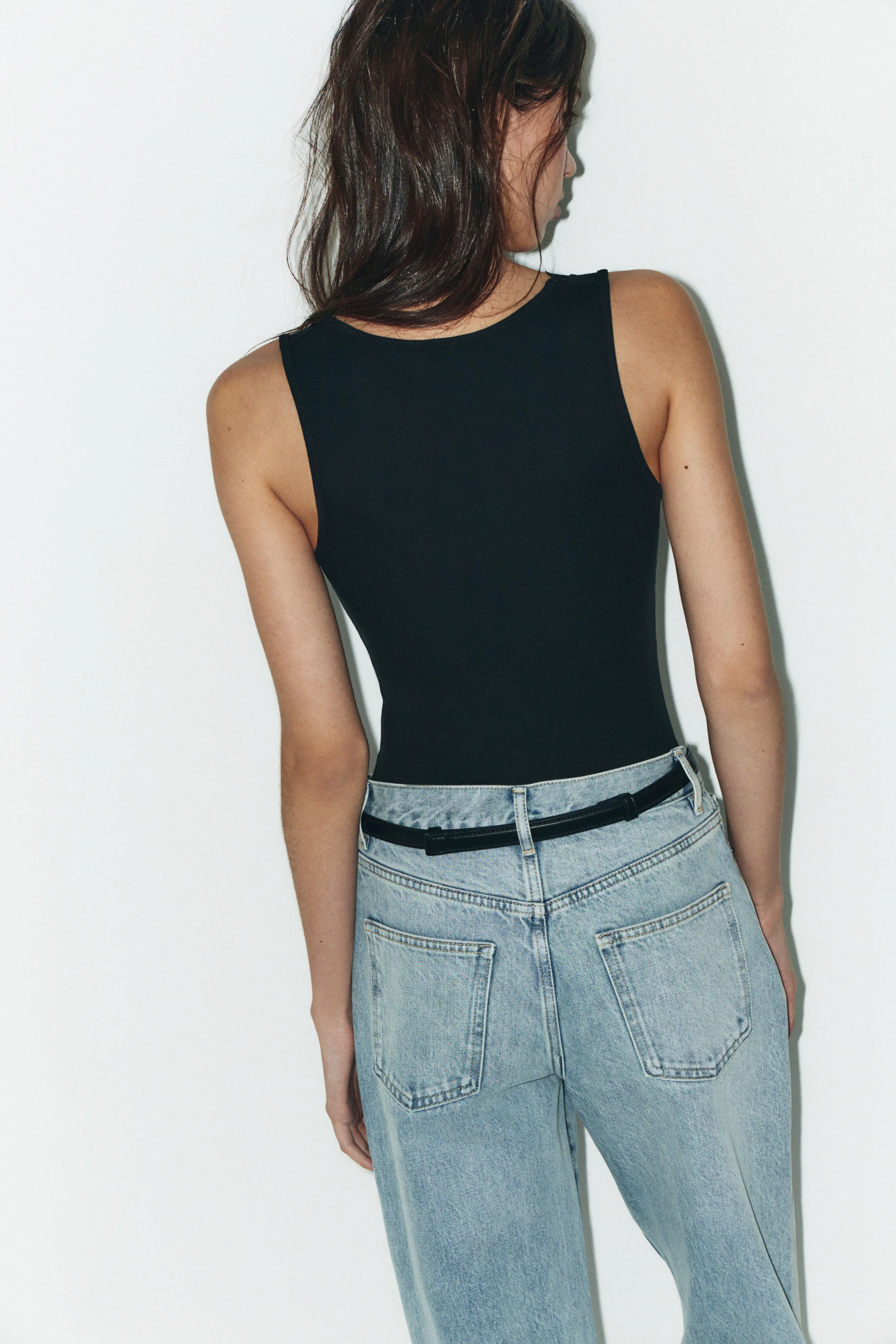 LACE-TRIMMED NODAL TOP - Image 3