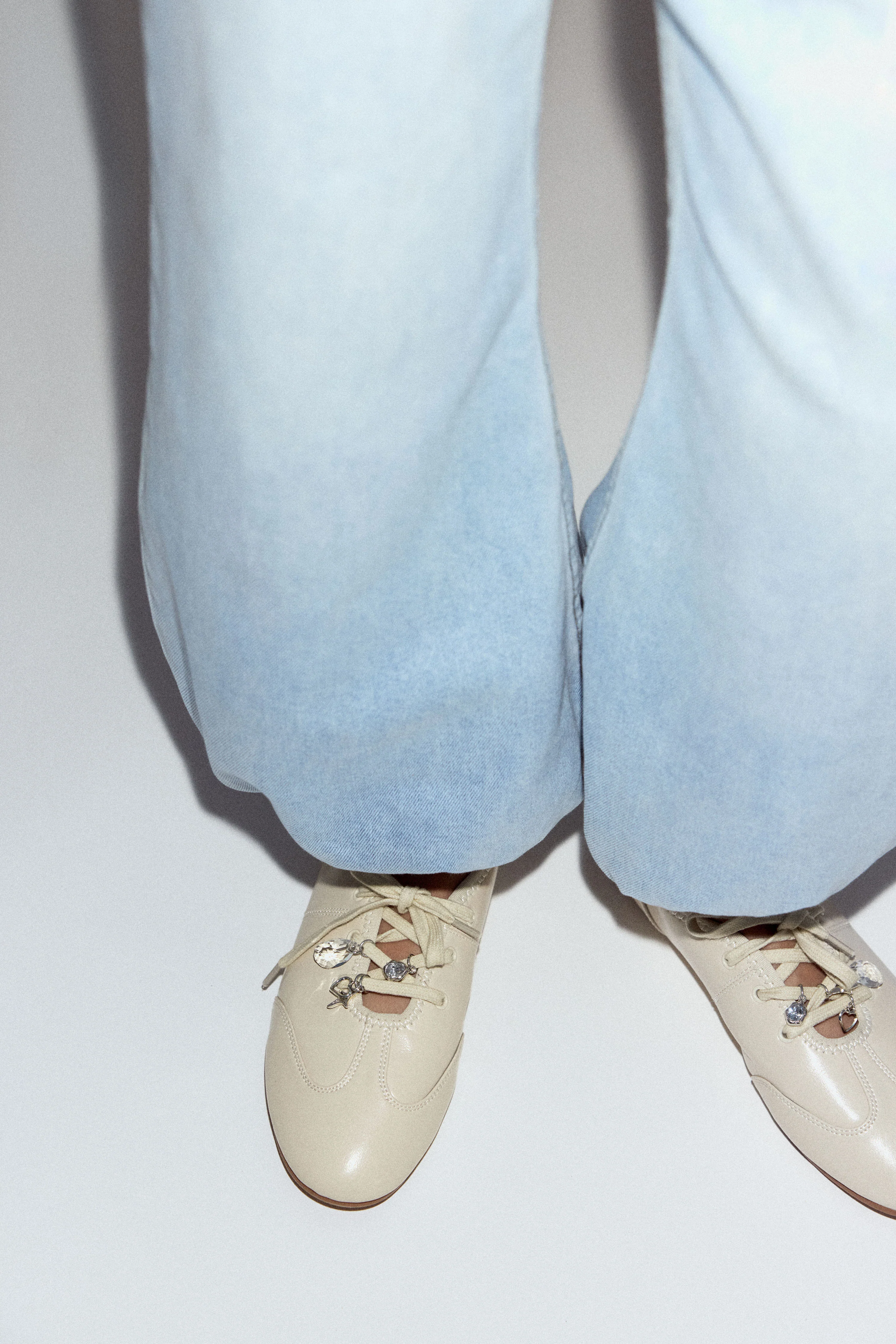 BONDED LEATHER SHOES WITH PENDANTS - Image 2