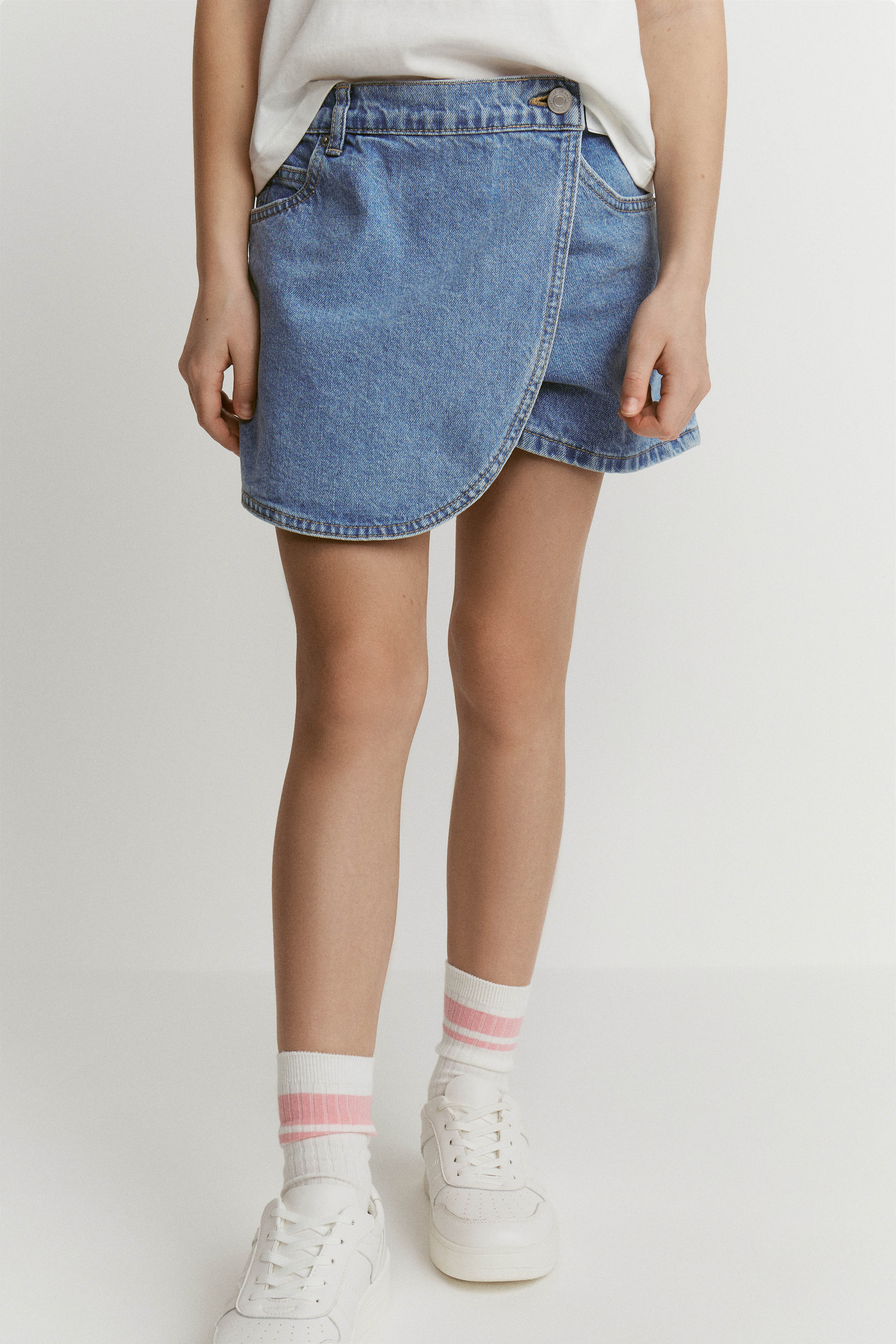 WRAPOVER DENIM SKORT - Image 3