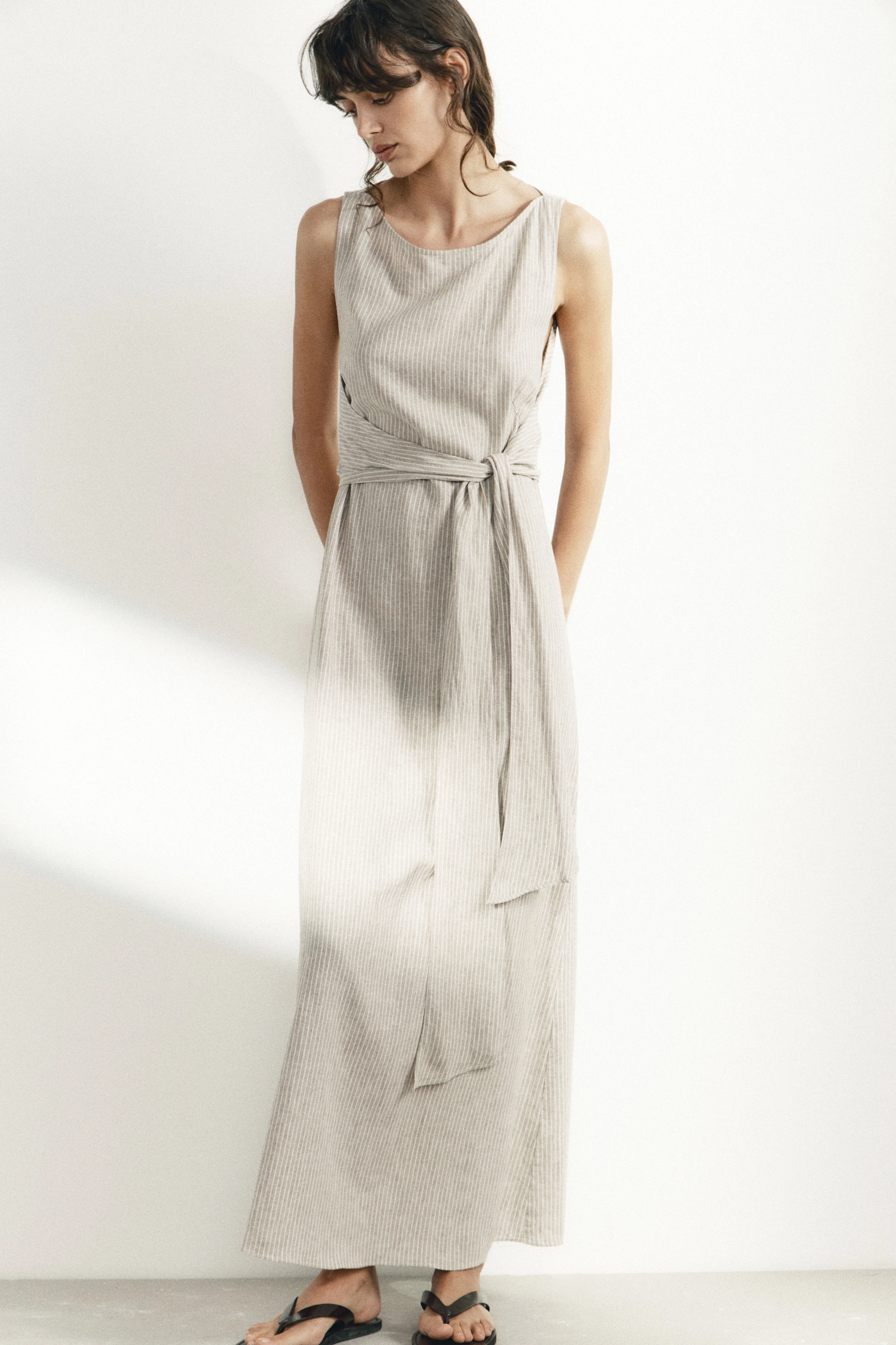 TAILORED VISCOSE-LINEN DRESS - Image 2
