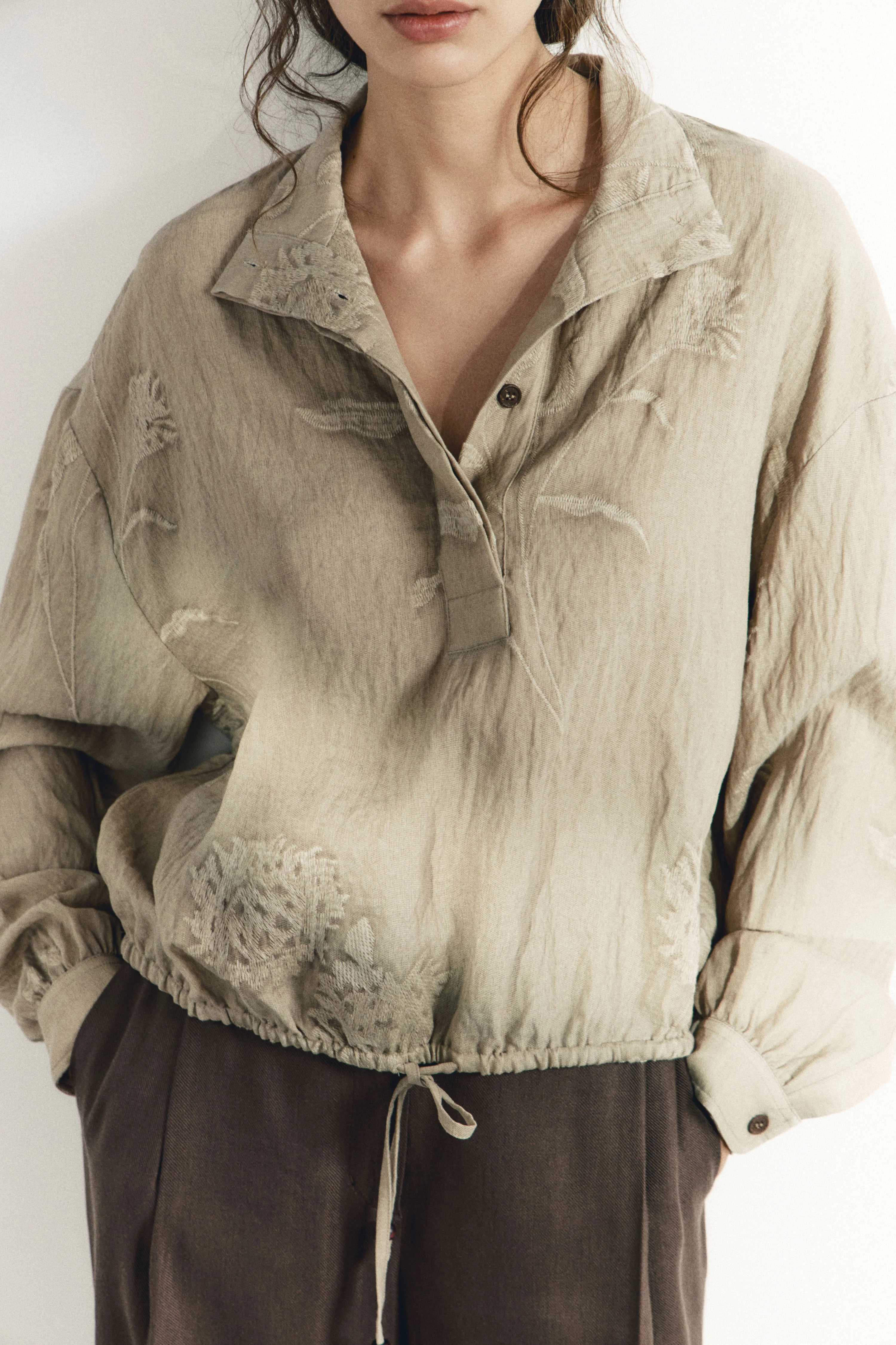 JACQUARD VISCOSE-LINEN BLOUSE - Image 3