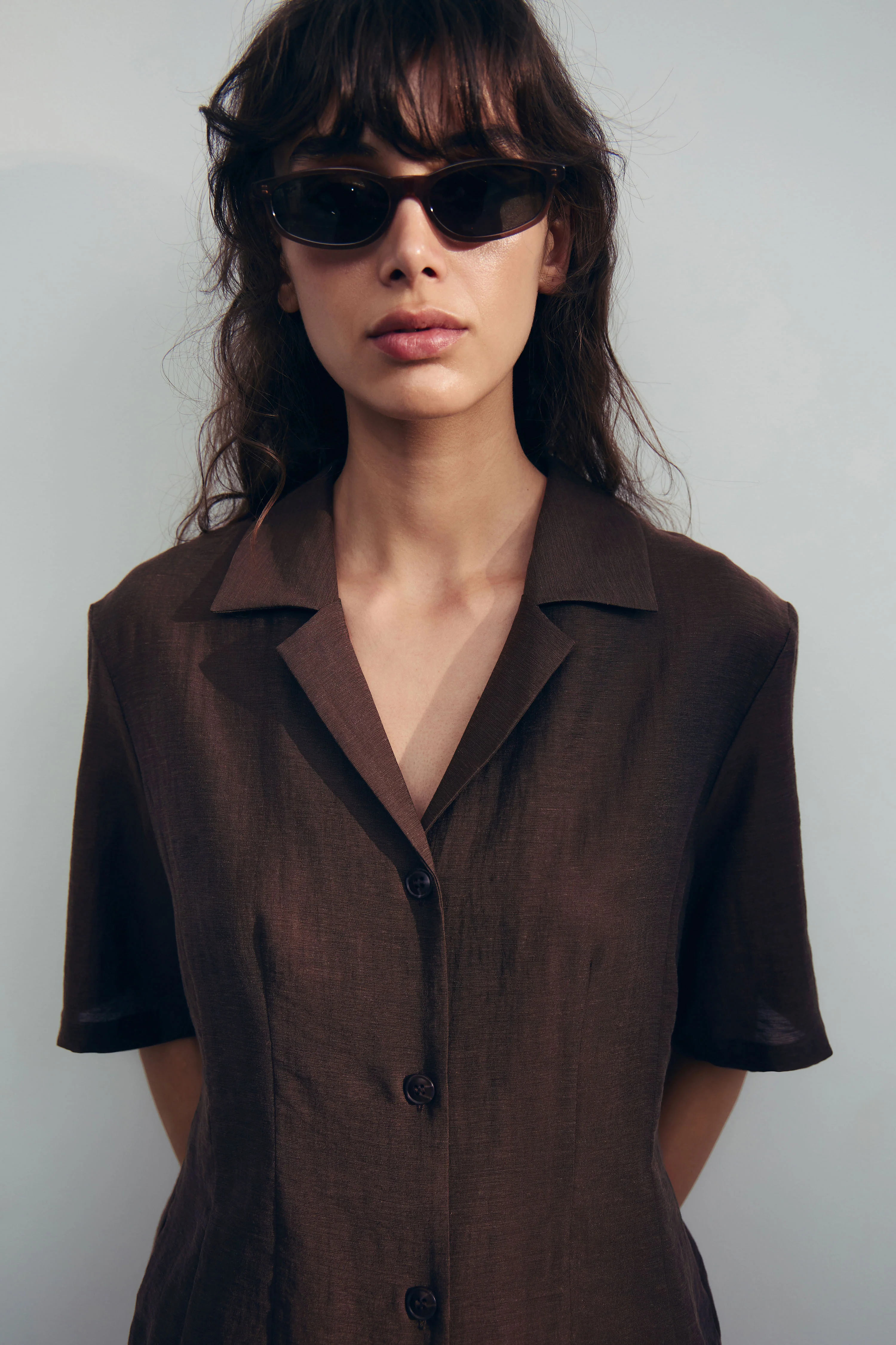 SUNGLASSES WITH UV-PROTECTIVE LENSES - Image 4