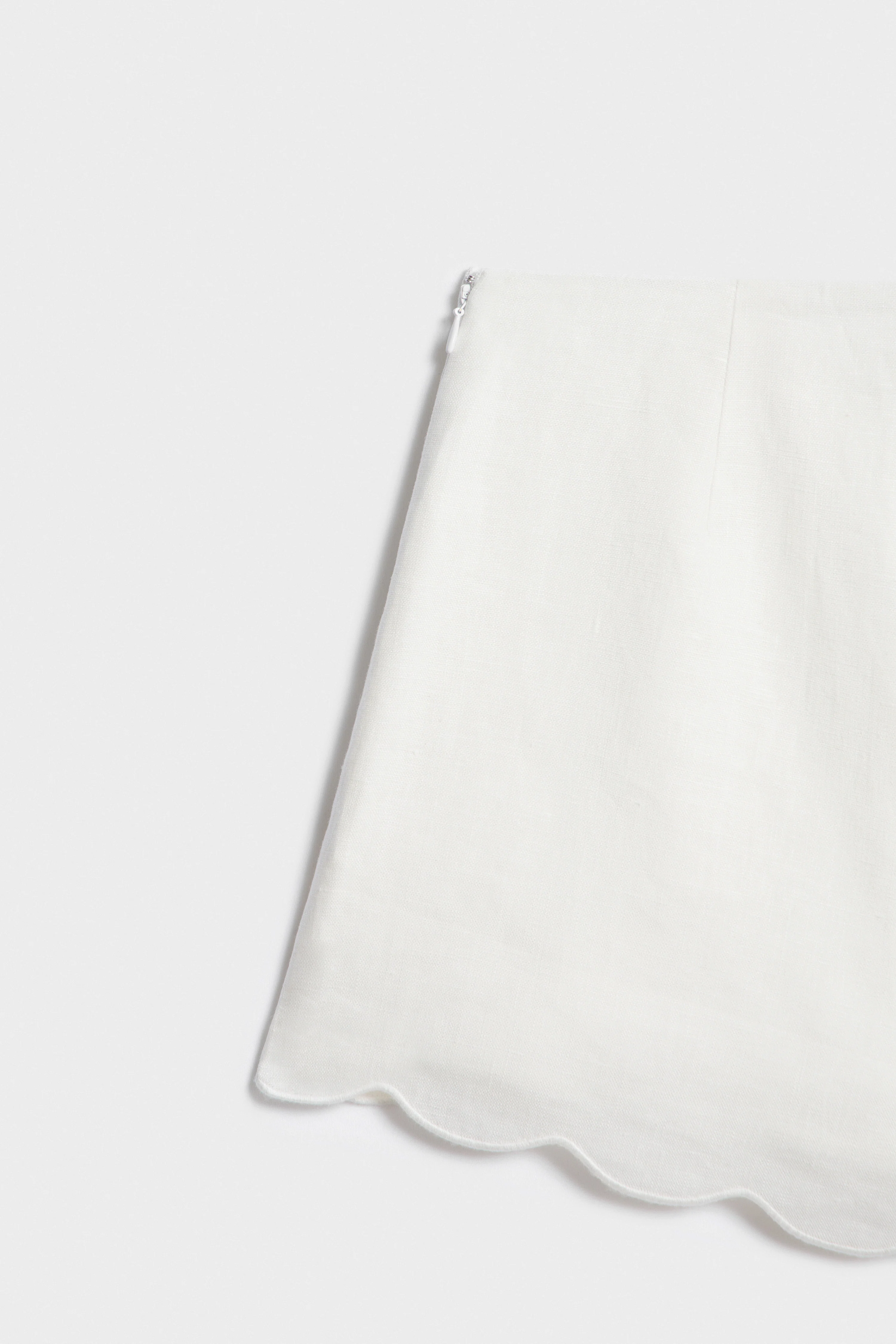 LINEN MINI SHORTS - Image 6