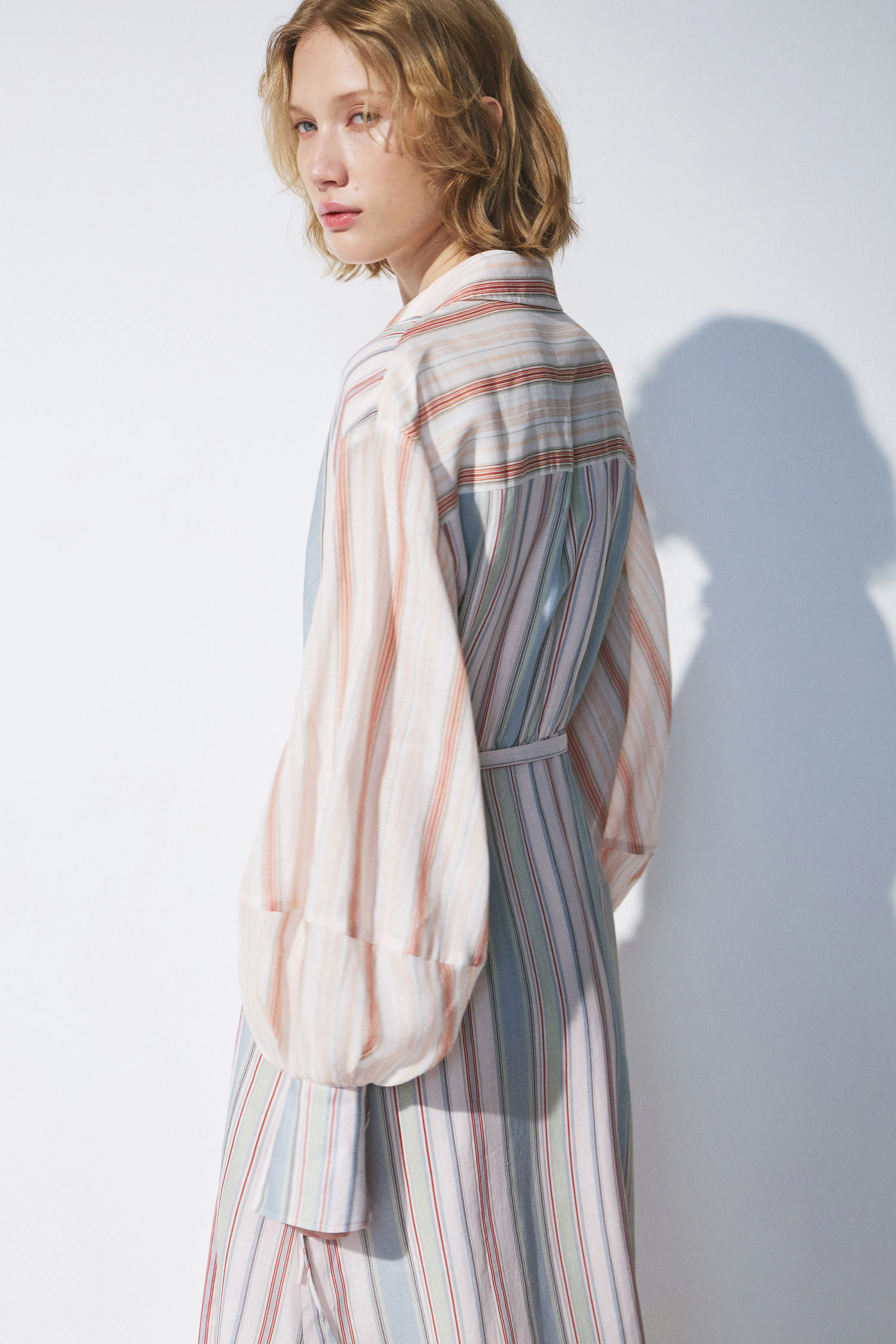 VOLUME-SLEEVE RAMIE DRESS - Image 5