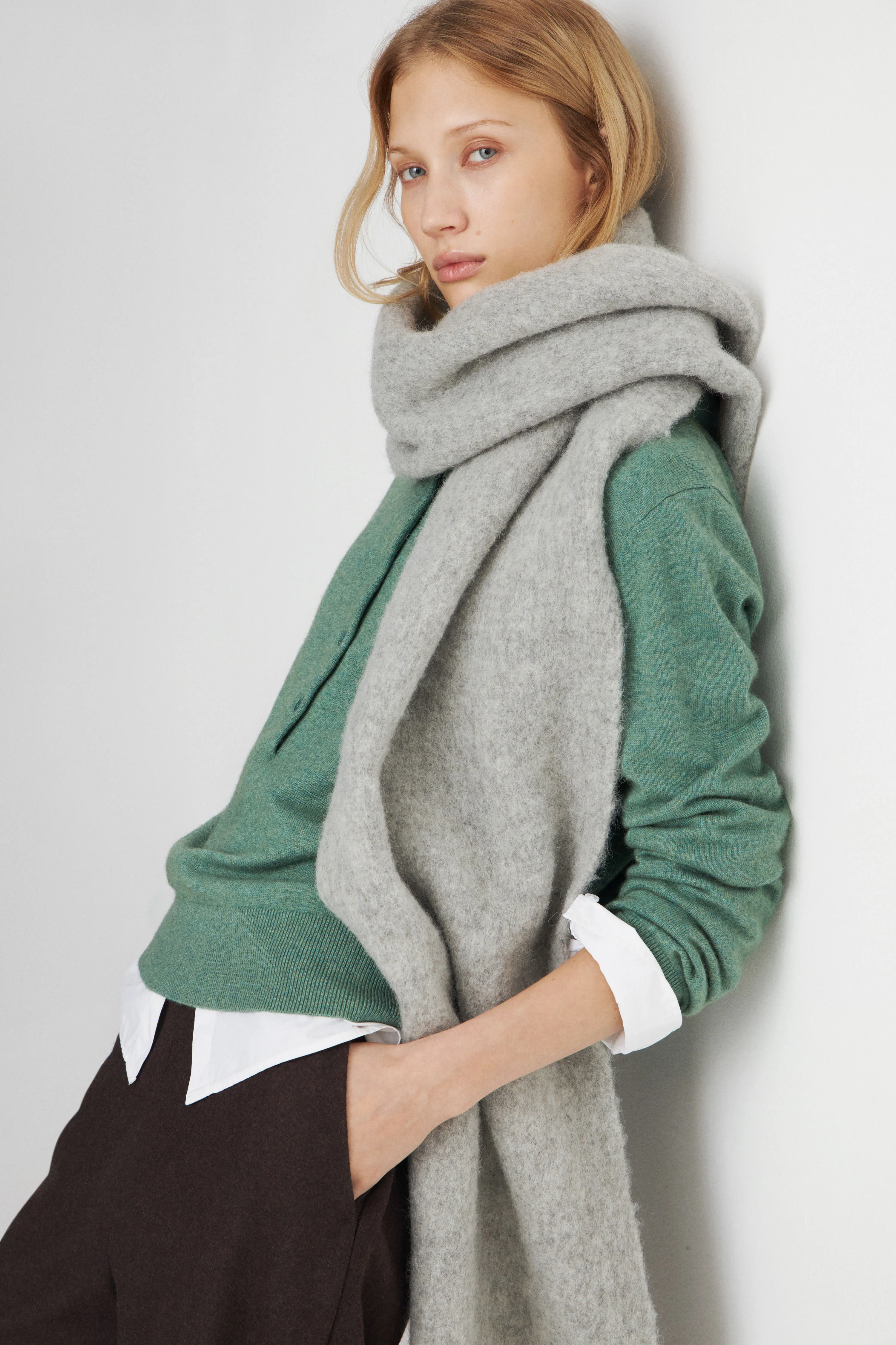 WOOL-BLEND SCARF