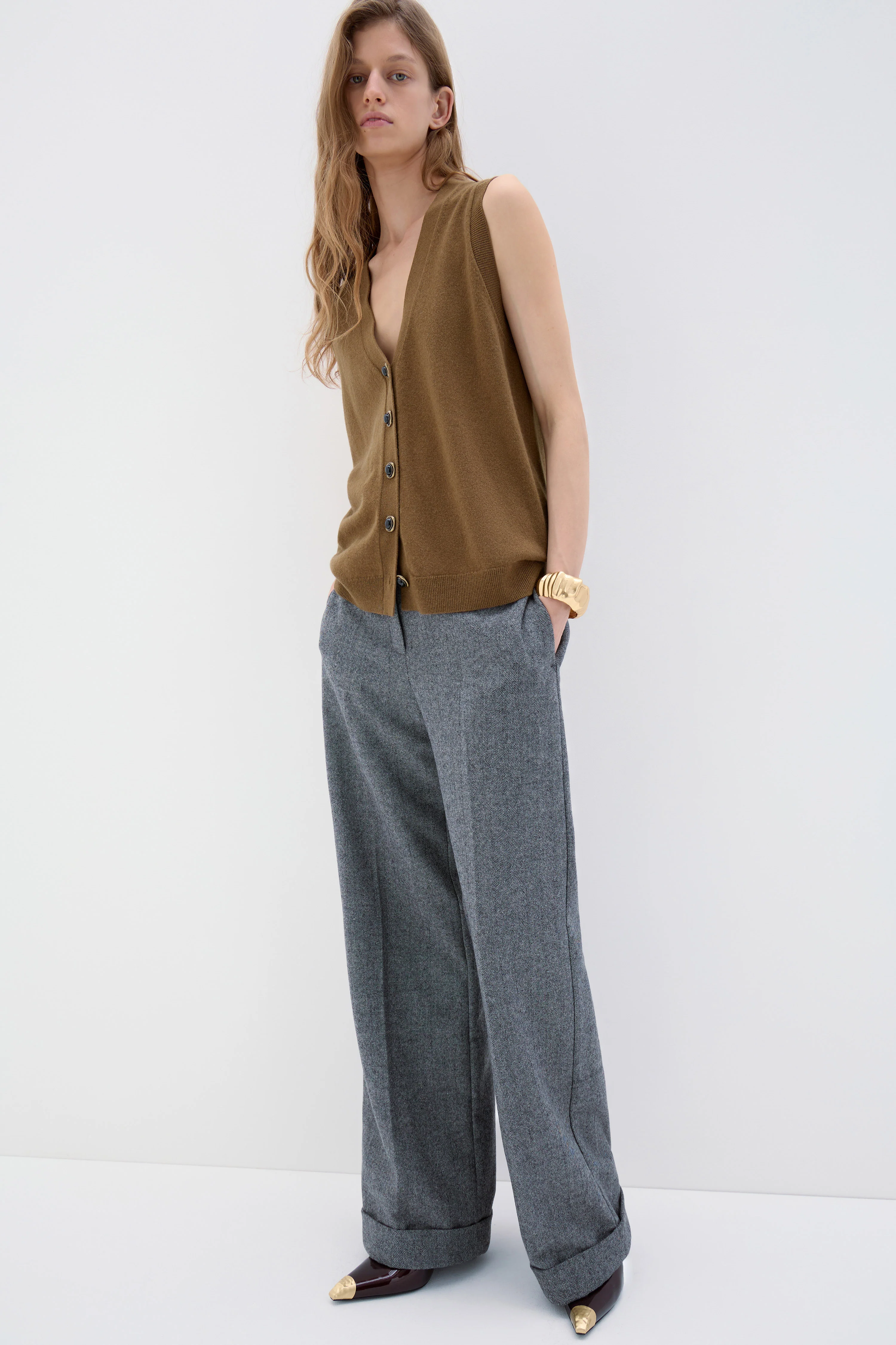 WOOL-CASHMERE VEST - Image 3