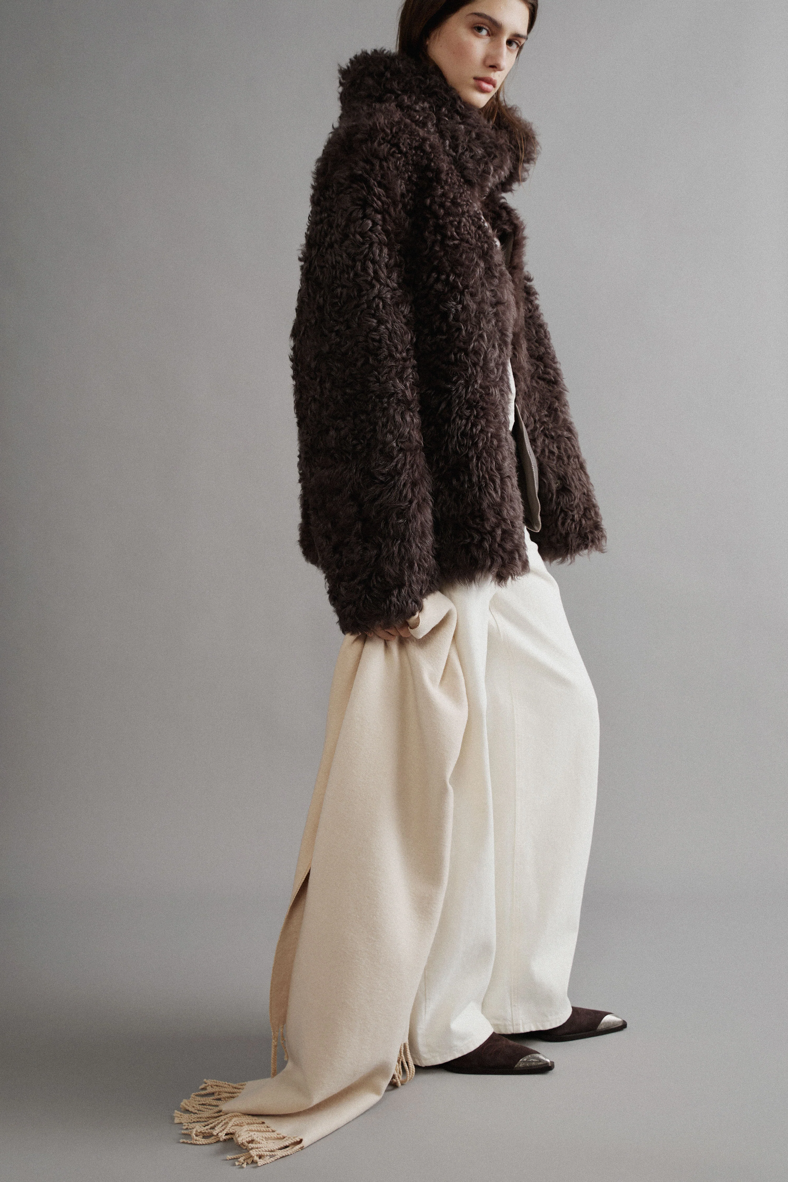 WOVEN REVERSIBLE SCARF - Image 3
