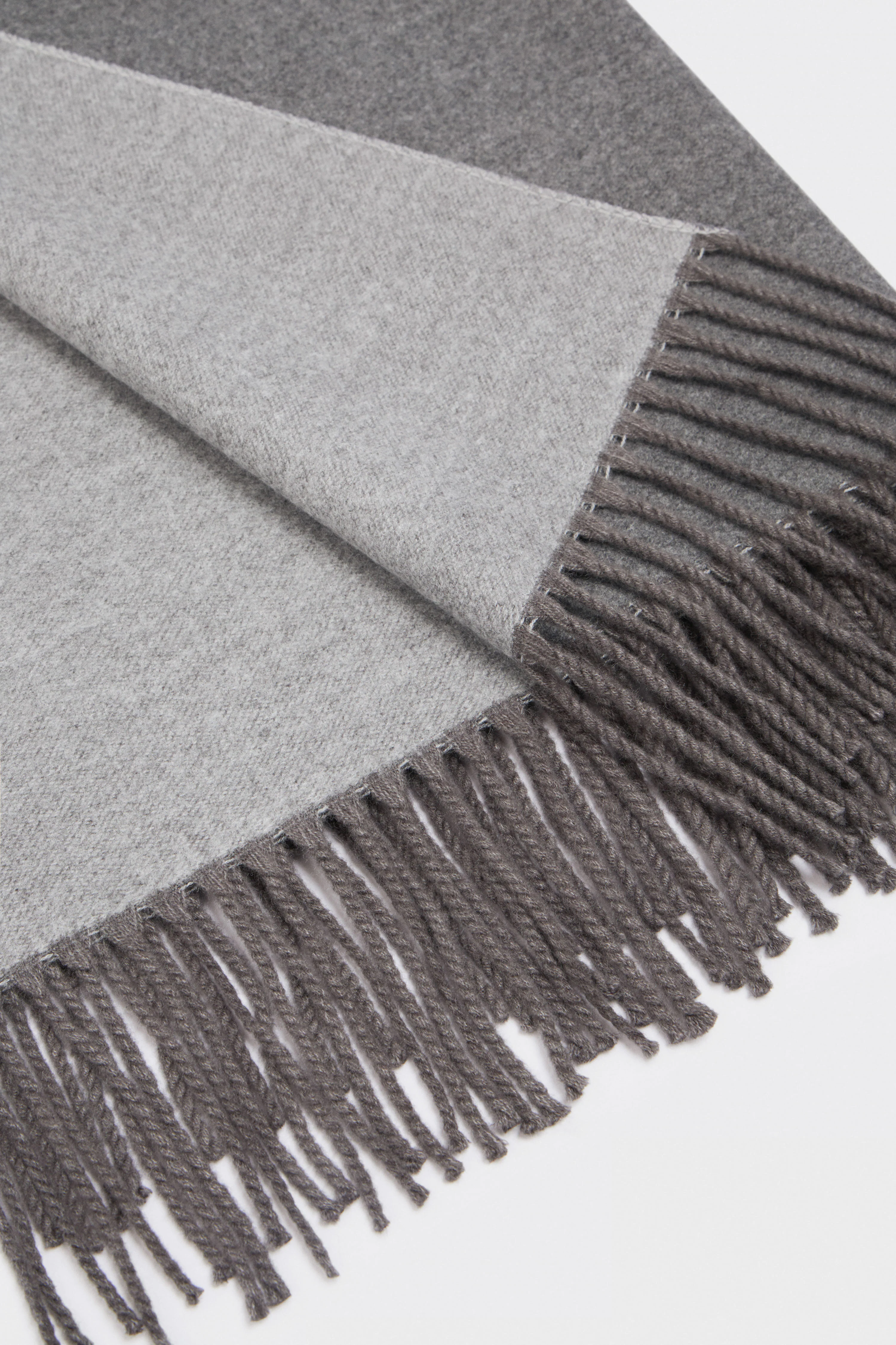WOVEN REVERSIBLE SCARF - Image 5