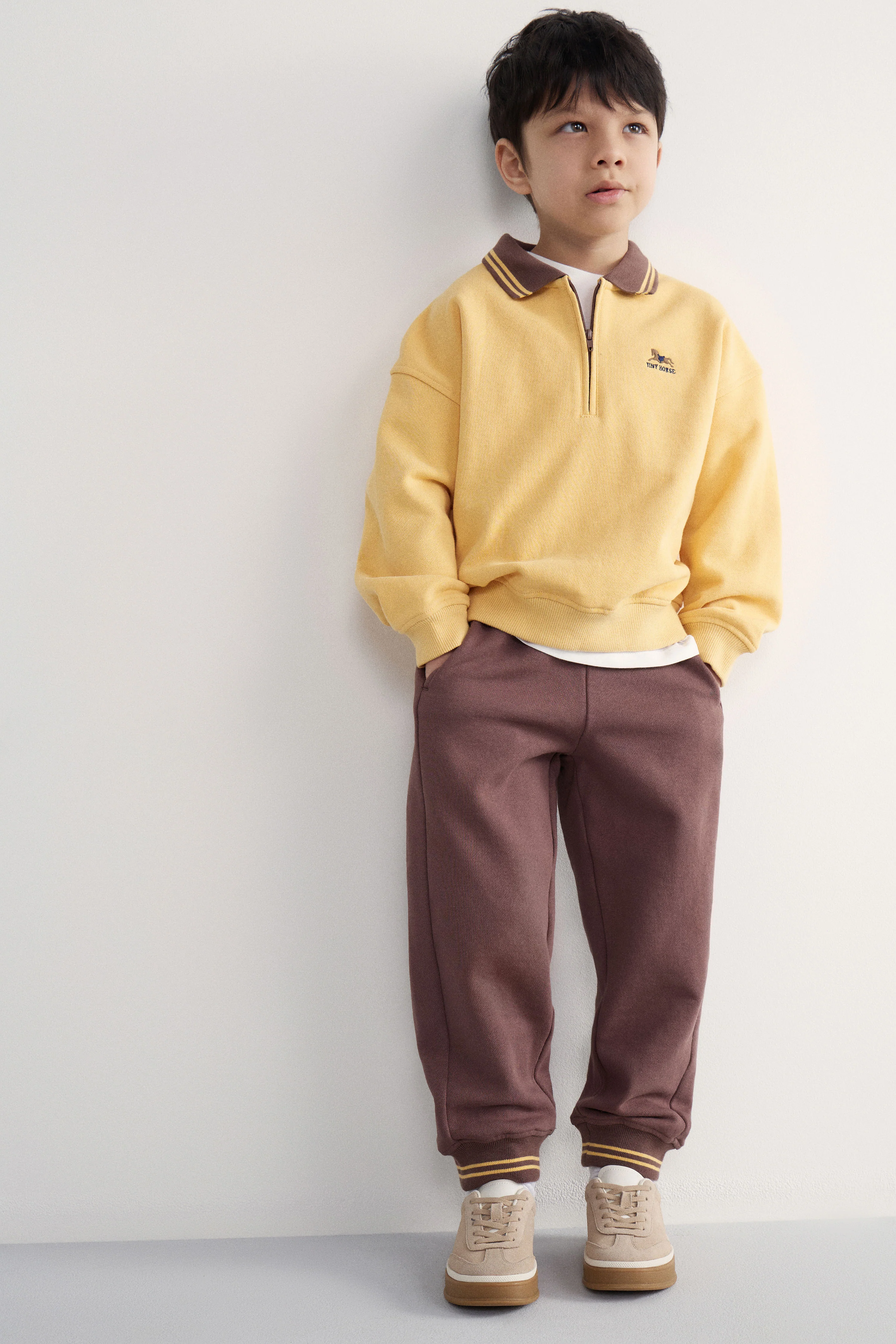 ZIP-TOP SWEATSHIRT WITH CONTRASTING COLLAR - Image 3